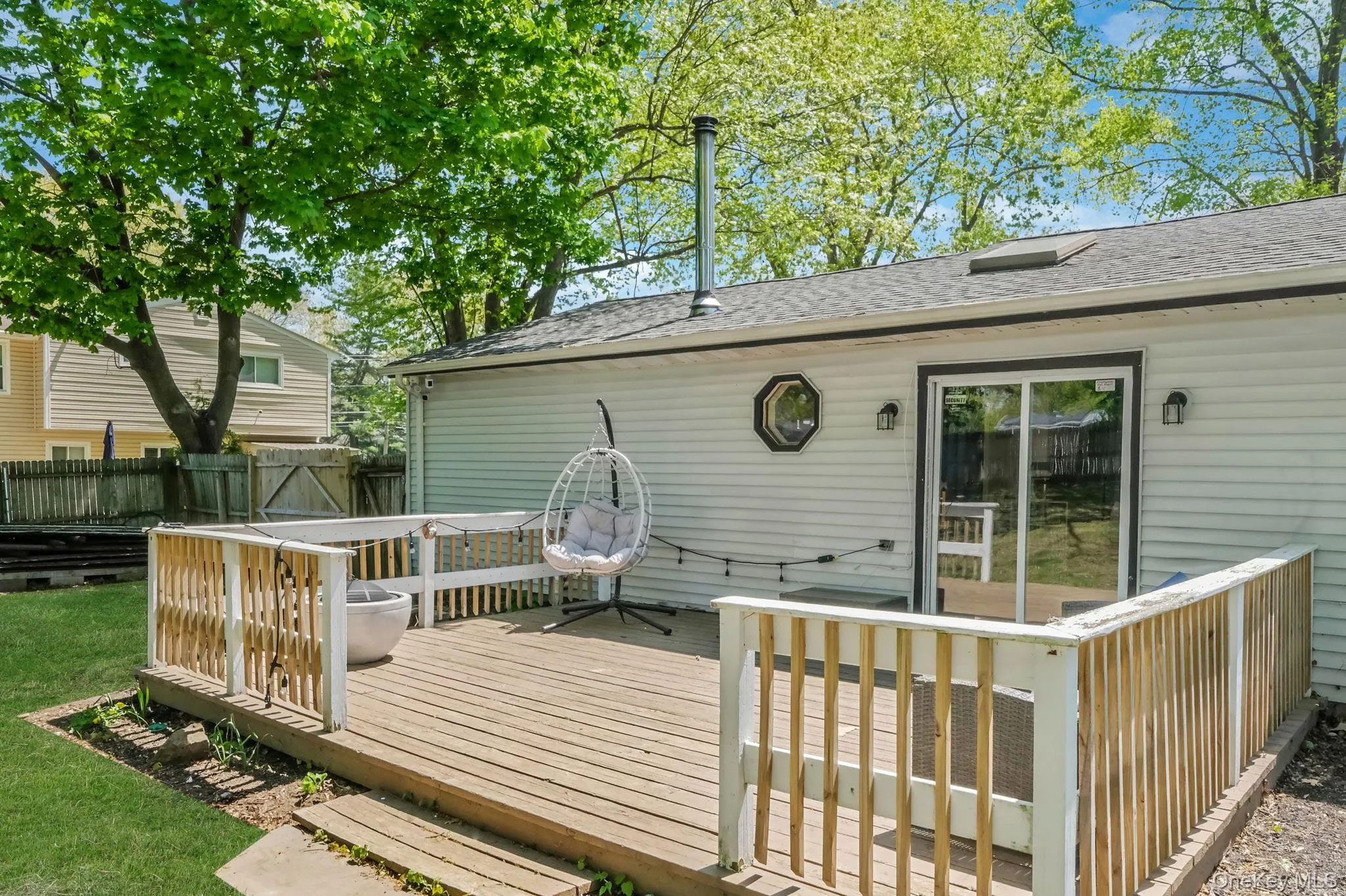 5 Oakwood Avenue, Brookhaven, NY, 3 Bedrooms Bedrooms, 7 Rooms Rooms,1 BathroomBathrooms,Residential,For Rent,Oakwood,0,996020 5 Oakwood Avenue, Brookhaven, NY, 3 Bedrooms Bedrooms, 7 Rooms Rooms,1 BathroomBathrooms,Residential,For Rent,Oakwood,0,996020