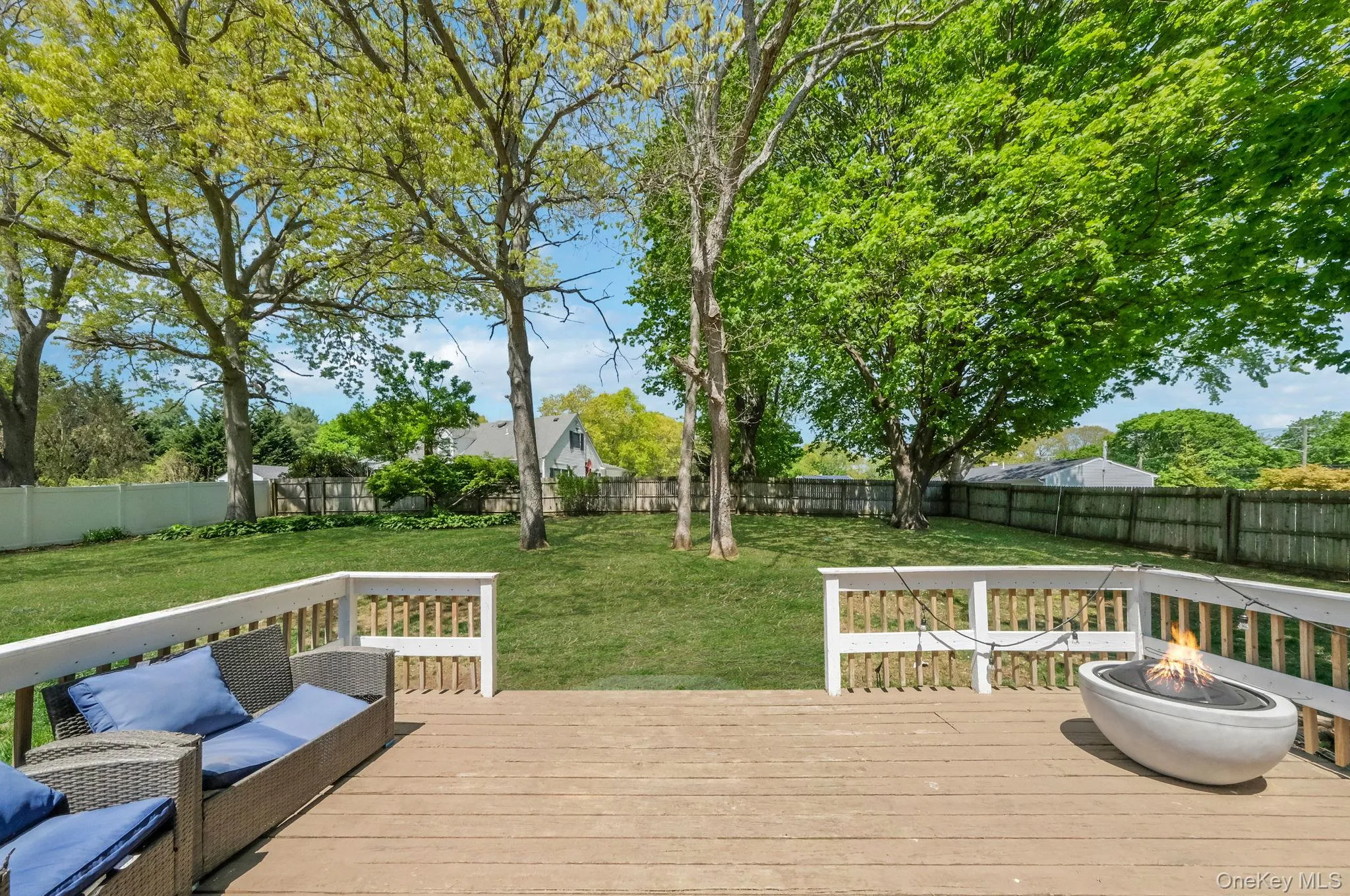 5 Oakwood Avenue, Brookhaven, NY, 3 Bedrooms Bedrooms, 7 Rooms Rooms,1 BathroomBathrooms,Residential,For Rent,Oakwood,0,996020 5 Oakwood Avenue, Brookhaven, NY, 3 Bedrooms Bedrooms, 7 Rooms Rooms,1 BathroomBathrooms,Residential,For Rent,Oakwood,0,996020