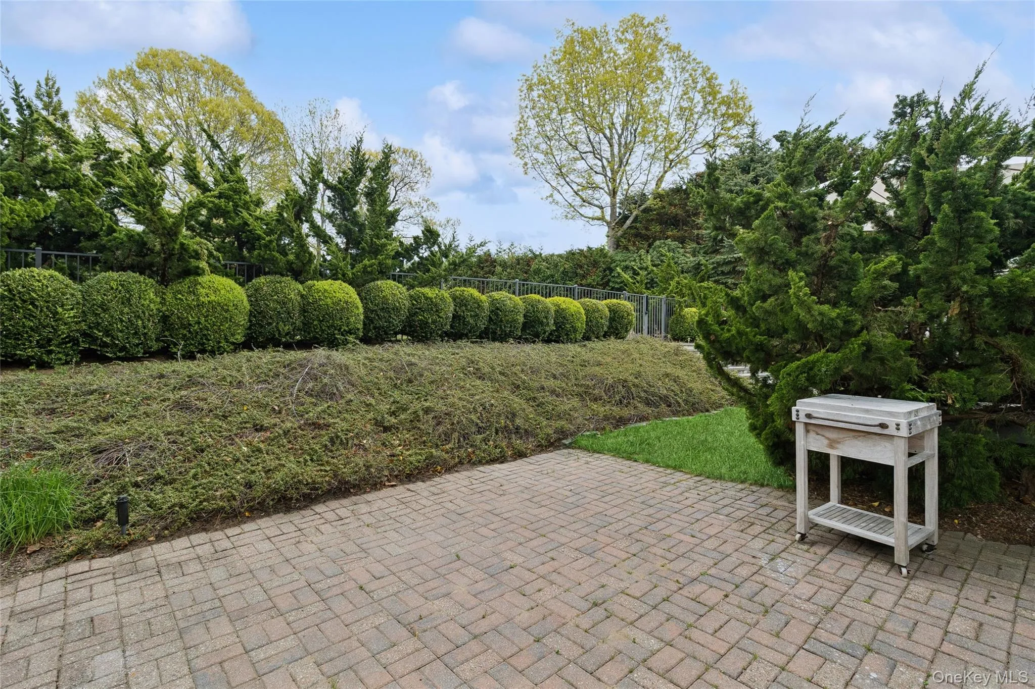 72 Hills Station Road, Southampton, NY, 4 Bedrooms Bedrooms, 9 Rooms Rooms,3 BathroomsBathrooms,Residential Lease,For Rent,Hills Station,0,996023 72 Hills Station Road, Southampton, NY, 4 Bedrooms Bedrooms, 9 Rooms Rooms,3 BathroomsBathrooms,Residential Lease,For Rent,Hills Station,0,996023