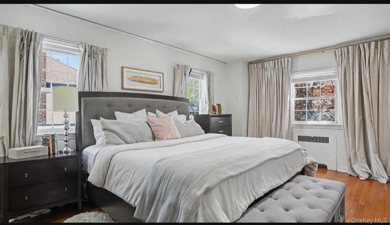 370 Summit Avenue, Mount Vernon, NY, 3 Bedrooms Bedrooms, 10 Rooms Rooms,2 BathroomsBathrooms,Residential,For Rent,Summit,0,996032 370 Summit Avenue, Mount Vernon, NY, 3 Bedrooms Bedrooms, 10 Rooms Rooms,2 BathroomsBathrooms,Residential,For Rent,Summit,0,996032