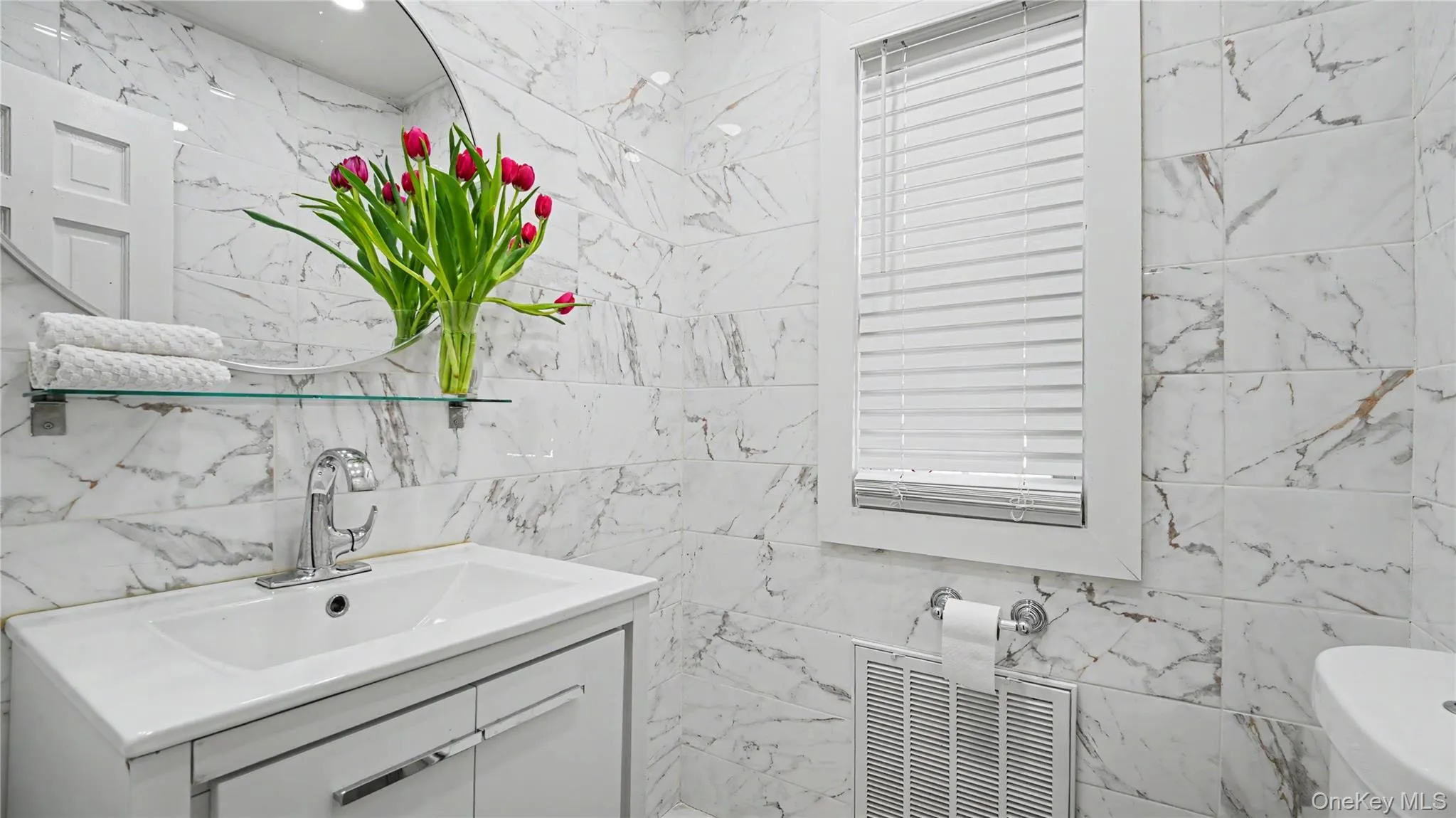 370 Summit Avenue, Mount Vernon, NY, 3 Bedrooms Bedrooms, 10 Rooms Rooms,2 BathroomsBathrooms,Residential,For Rent,Summit,0,996032 370 Summit Avenue, Mount Vernon, NY, 3 Bedrooms Bedrooms, 10 Rooms Rooms,2 BathroomsBathrooms,Residential,For Rent,Summit,0,996032
