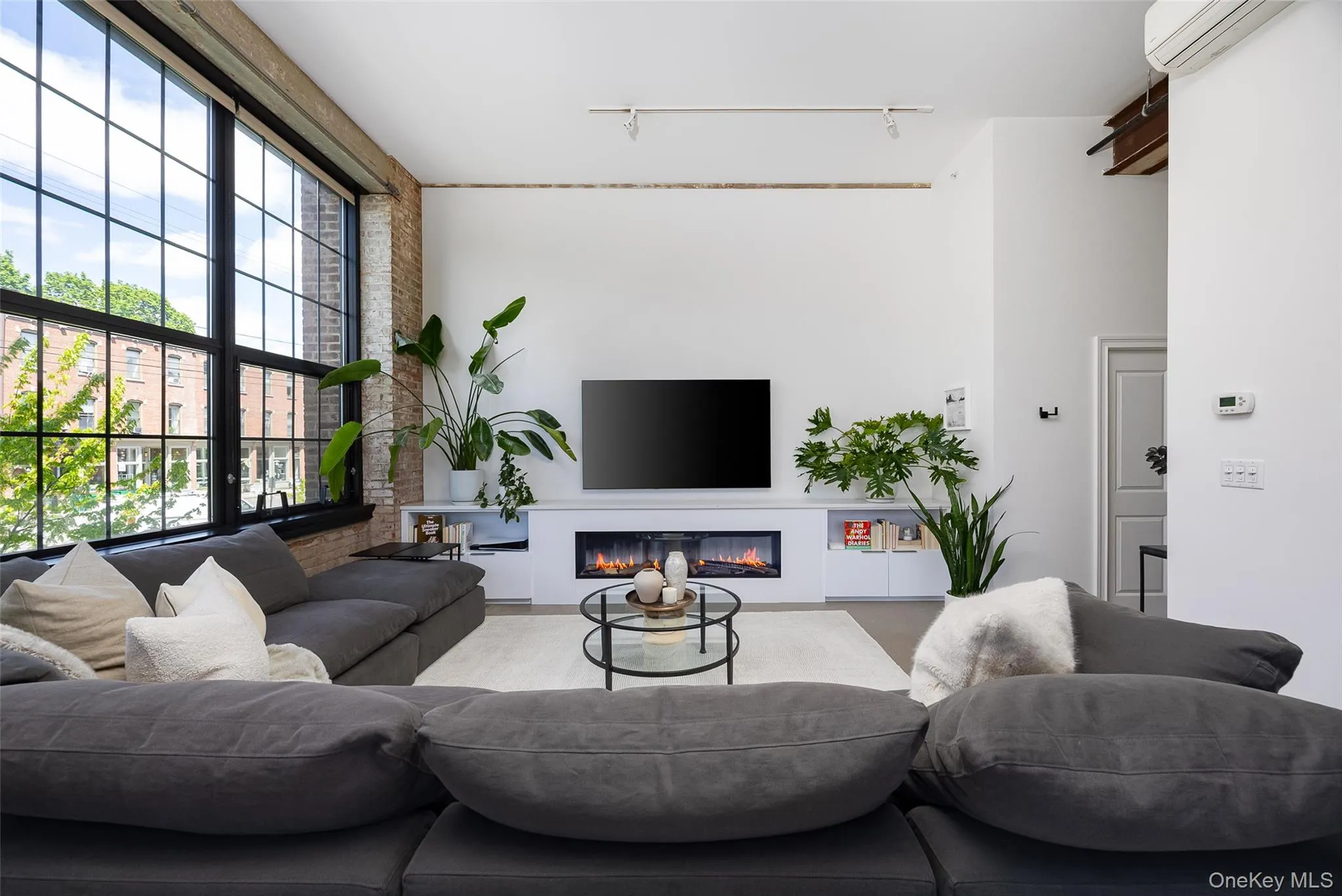 1 Main Street, Beacon, NY, 2 Bedrooms Bedrooms, 7 Rooms Rooms,1 BathroomBathrooms,Residential Sale,For Rent,Main,0,996041 1 Main Street, Beacon, NY, 2 Bedrooms Bedrooms, 7 Rooms Rooms,1 BathroomBathrooms,Residential Sale,For Rent,Main,0,996041