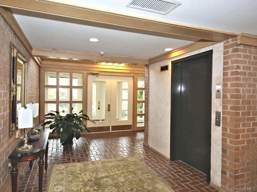 300 Livingston Avenue, Mamaroneck, NY, 1 Bedroom Bedrooms, 4 Rooms Rooms,1 BathroomBathrooms,Residential Lease,For Rent,Livingston,0,996042 300 Livingston Avenue, Mamaroneck, NY, 1 Bedroom Bedrooms, 4 Rooms Rooms,1 BathroomBathrooms,Residential Lease,For Rent,Livingston,0,996042