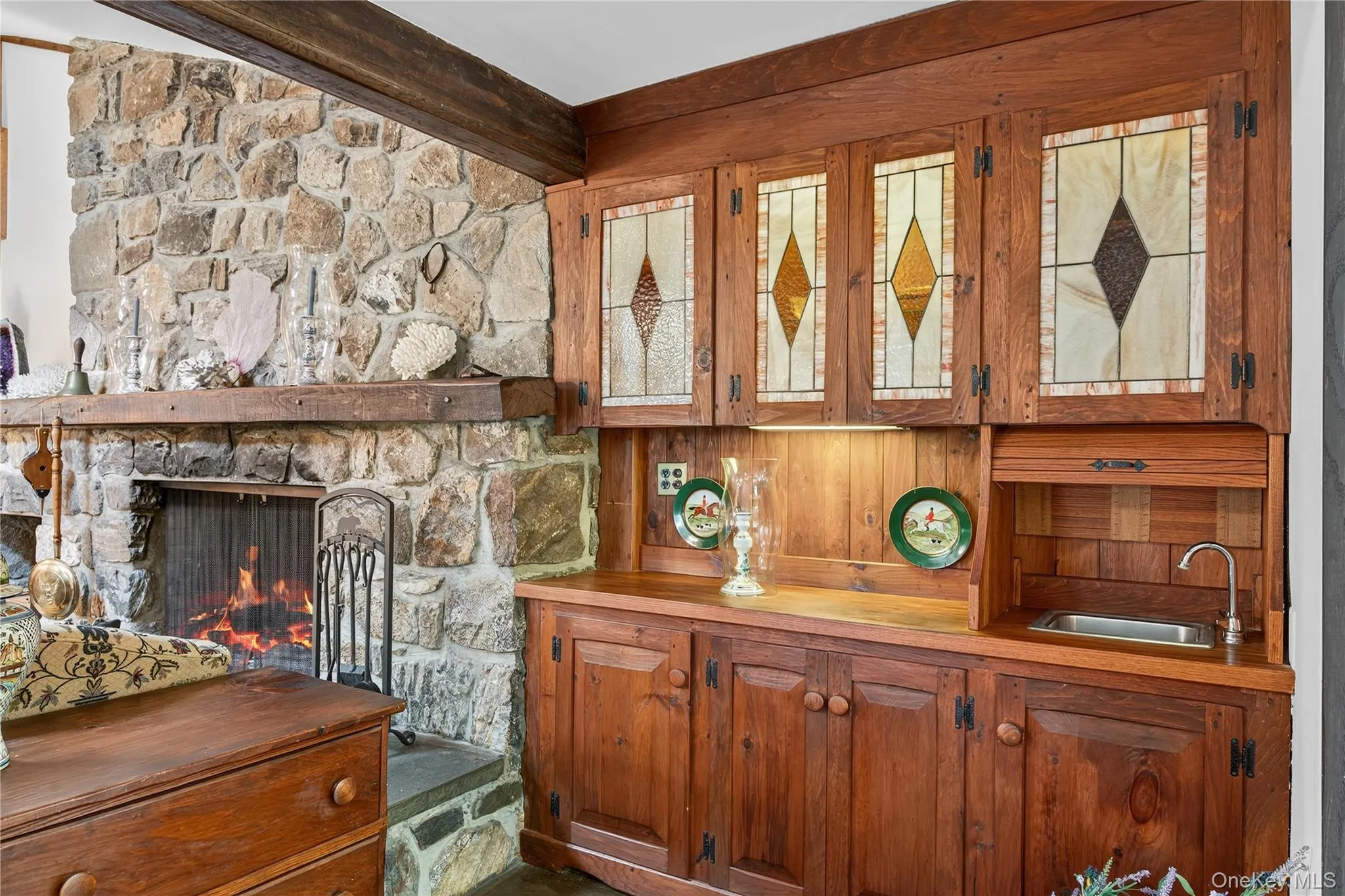 Beautifully crafted built-ins. Beautifully crafted built-ins.