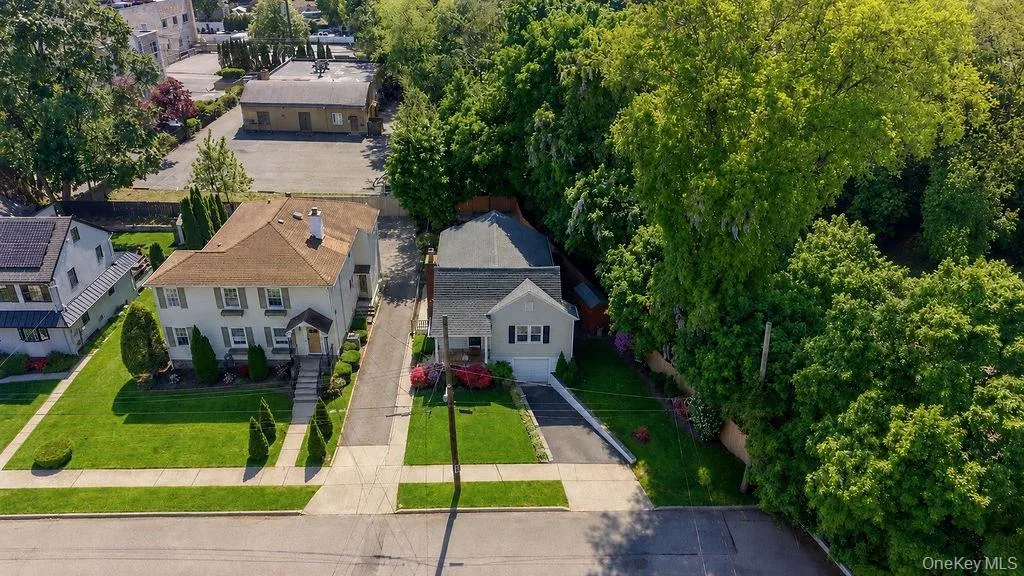526 Carroll Avenue, Mamaroneck, NY, 3 Bedrooms Bedrooms, 3 Rooms Rooms,2 BathroomsBathrooms,Residential Lease,For Rent,Carroll,0,996051 526 Carroll Avenue, Mamaroneck, NY, 3 Bedrooms Bedrooms, 3 Rooms Rooms,2 BathroomsBathrooms,Residential Lease,For Rent,Carroll,0,996051