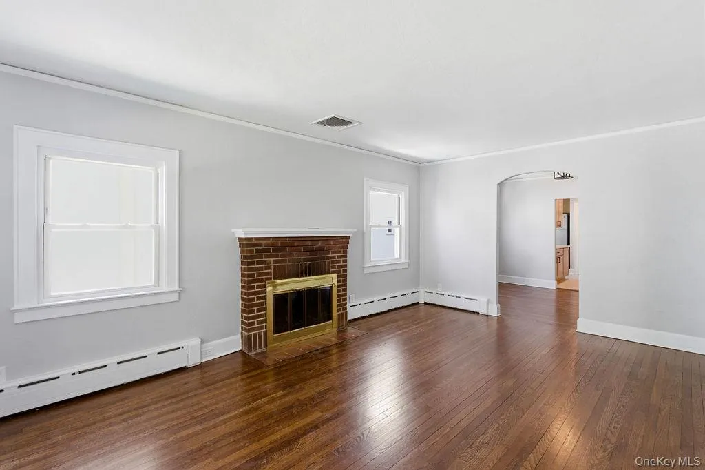 526 Carroll Avenue, Mamaroneck, NY, 3 Bedrooms Bedrooms, 3 Rooms Rooms,2 BathroomsBathrooms,Residential Lease,For Rent,Carroll,0,996051 526 Carroll Avenue, Mamaroneck, NY, 3 Bedrooms Bedrooms, 3 Rooms Rooms,2 BathroomsBathrooms,Residential Lease,For Rent,Carroll,0,996051