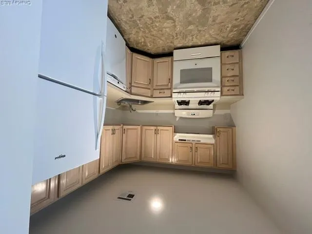 55 Main Street, North Hempstead, NY, 1 Bedroom Bedrooms, 3 Rooms Rooms,1 BathroomBathrooms,Residential Lease,For Rent,Main,0,996058 55 Main Street, North Hempstead, NY, 1 Bedroom Bedrooms, 3 Rooms Rooms,1 BathroomBathrooms,Residential Lease,For Rent,Main,0,996058