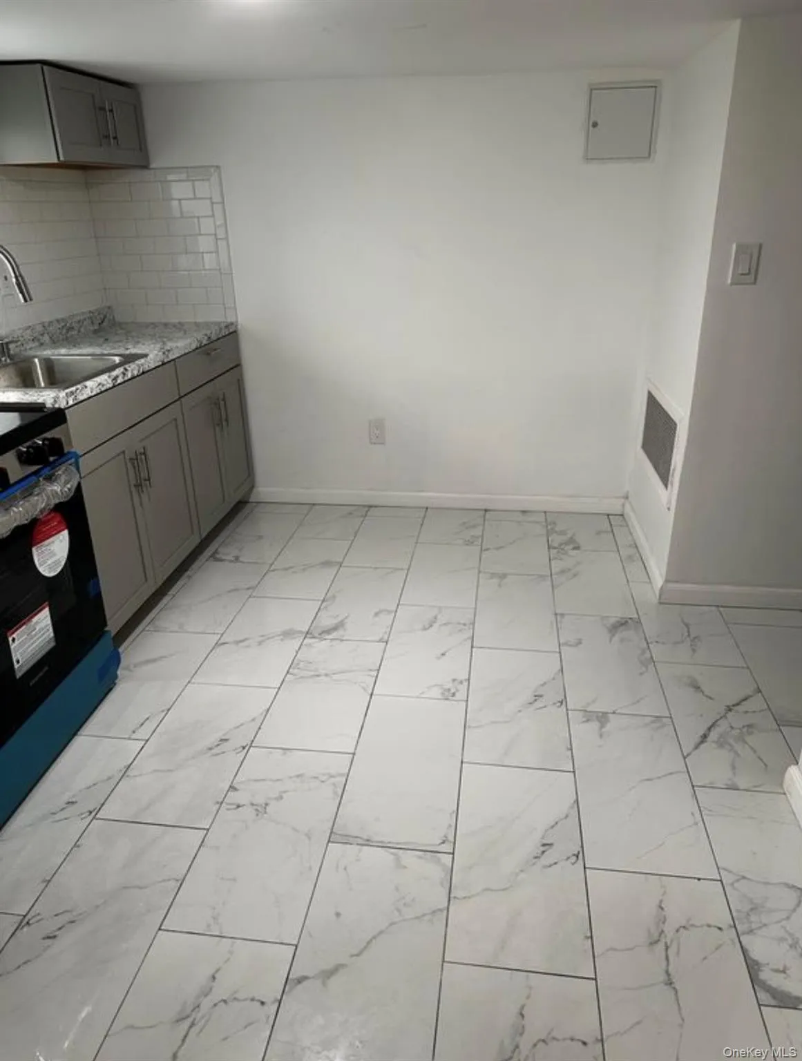 103 North Street, Mount Vernon, NY, 1 Bedroom Bedrooms, 3 Rooms Rooms,1 BathroomBathrooms,Residential Lease,For Rent,North,0,996059 103 North Street, Mount Vernon, NY, 1 Bedroom Bedrooms, 3 Rooms Rooms,1 BathroomBathrooms,Residential Lease,For Rent,North,0,996059