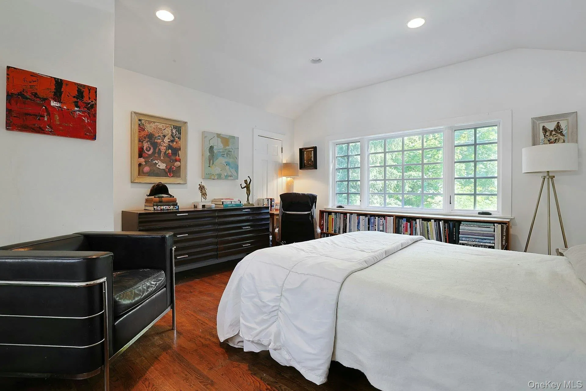 Upstairs, a bright and inviting primary bedroom offers a peaceful retreat, filled with natural light. Upstairs, a bright and inviting primary bedroom offers a peaceful retreat, filled with natural light.
