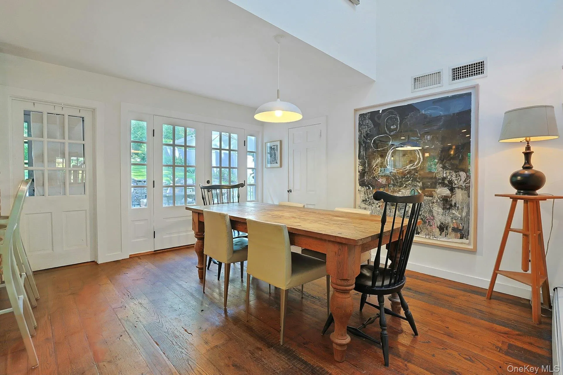 A bright and welcoming dining area with effortless access to the patio, creating the perfect flow for everyday meals, relaxed entertaining, and enjoying the beauty of the outdoors. A bright and welcoming dining area with effortless access to the patio, creating the perfect flow for everyday meals, relaxed entertaining, and enjoying the beauty of the outdoors.
