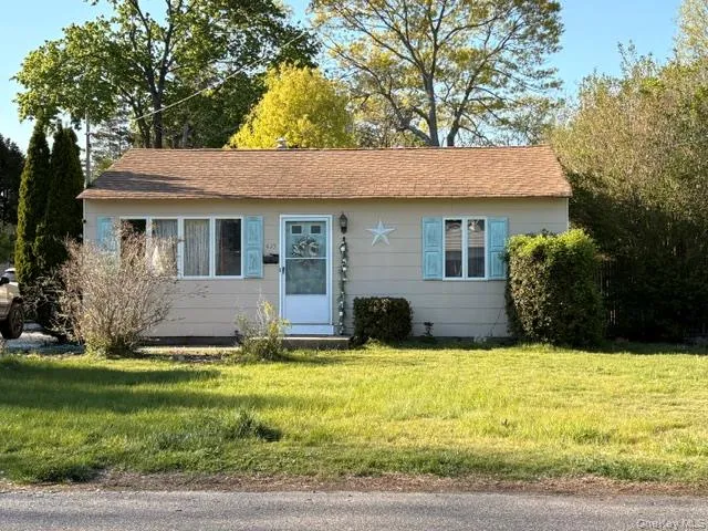 410 3rd Avenue, Huntington, NY, 3 Bedrooms Bedrooms, 5 Rooms Rooms,2 BathroomsBathrooms,Residential,For Rent,3rd,0,996076 410 3rd Avenue, Huntington, NY, 3 Bedrooms Bedrooms, 5 Rooms Rooms,2 BathroomsBathrooms,Residential,For Rent,3rd,0,996076