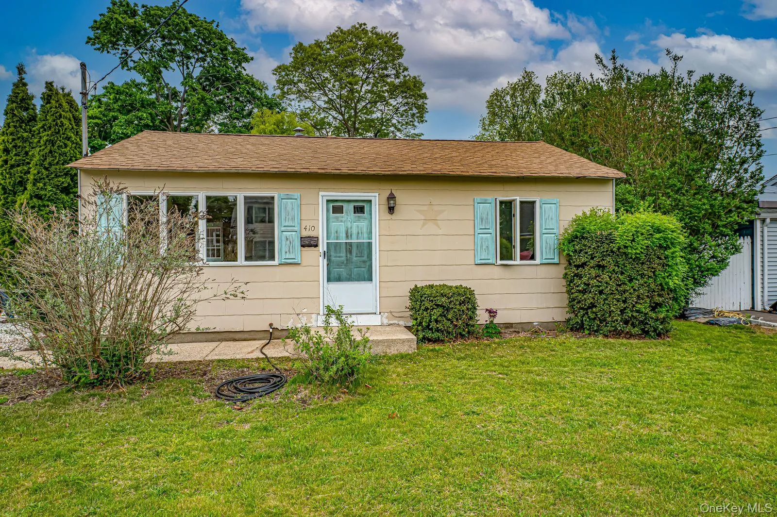 410 3rd Avenue, Huntington, NY, 3 Bedrooms Bedrooms, 5 Rooms Rooms,2 BathroomsBathrooms,Residential,For Rent,3rd,0,996076 410 3rd Avenue, Huntington, NY, 3 Bedrooms Bedrooms, 5 Rooms Rooms,2 BathroomsBathrooms,Residential,For Rent,3rd,0,996076
