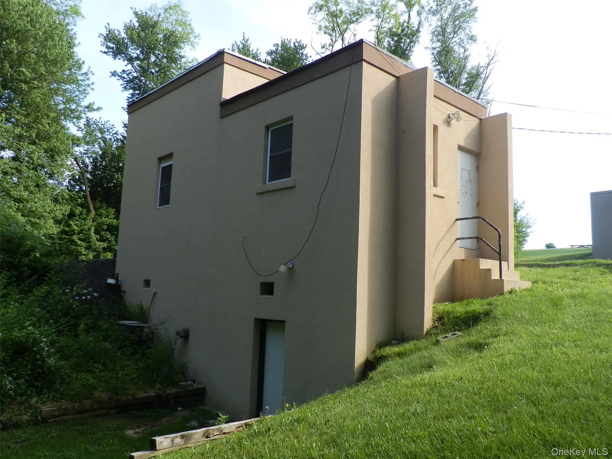 Door to Basement area. Door to Basement area.