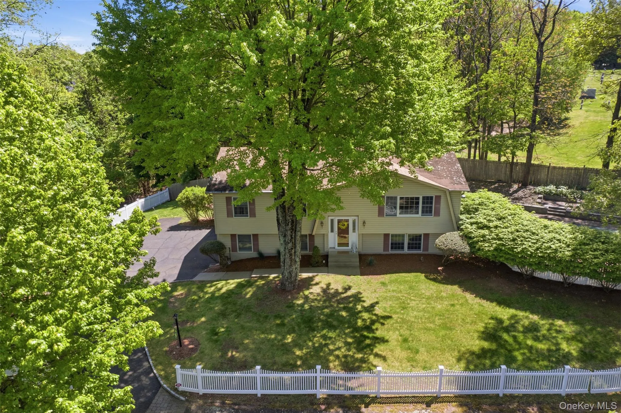 10 Sabin Drive, Ramapo, NY, 4 Bedrooms Bedrooms, 11 Rooms Rooms,2 BathroomsBathrooms,Residential,For Rent,Sabin,0,996084 10 Sabin Drive, Ramapo, NY, 4 Bedrooms Bedrooms, 11 Rooms Rooms,2 BathroomsBathrooms,Residential,For Rent,Sabin,0,996084