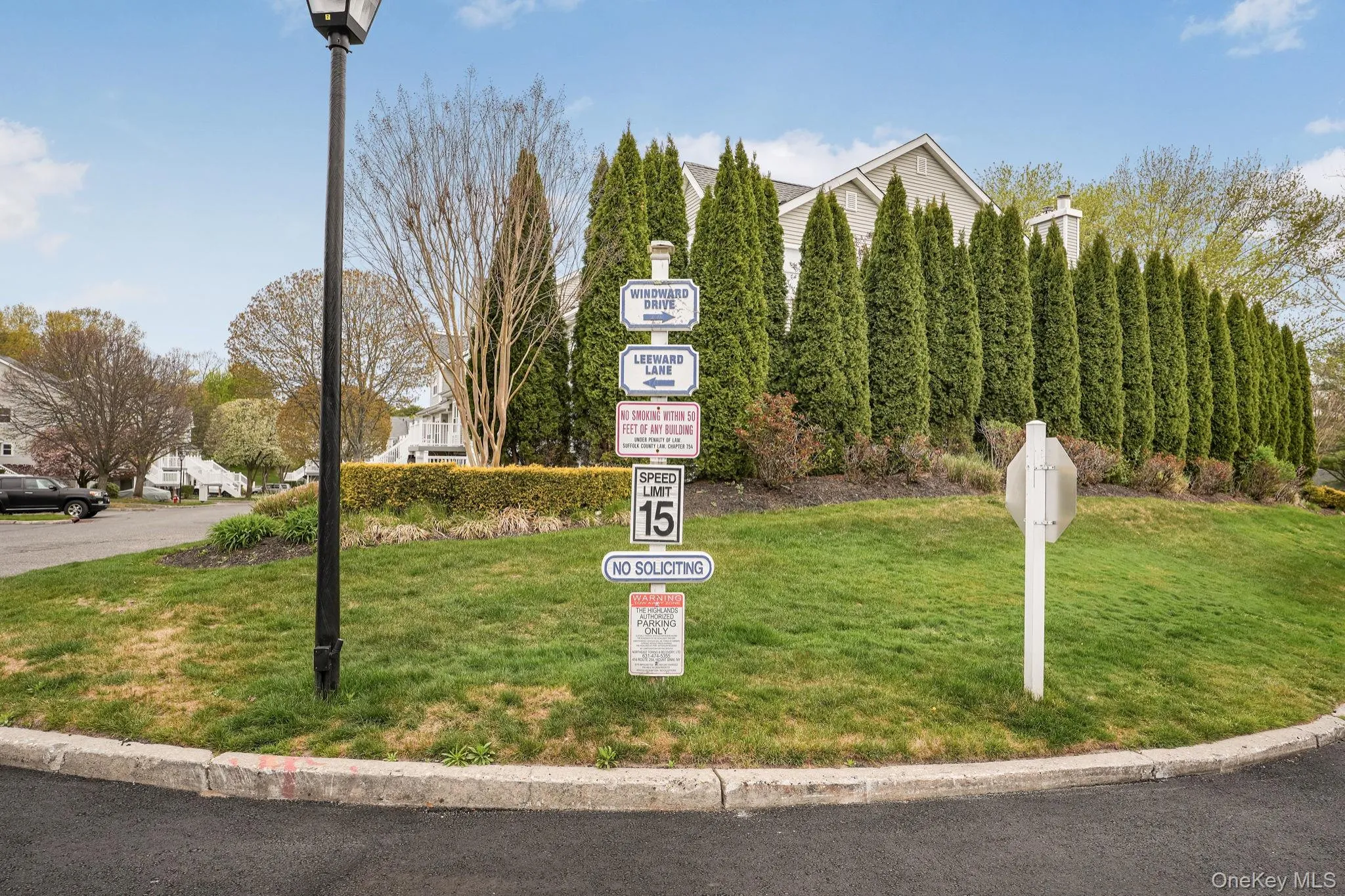 113 Leeward Lane, Brookhaven, NY, 2 Bedrooms Bedrooms, 5 Rooms Rooms,2 BathroomsBathrooms,Residential Lease,For Rent,Leeward,0,996094 113 Leeward Lane, Brookhaven, NY, 2 Bedrooms Bedrooms, 5 Rooms Rooms,2 BathroomsBathrooms,Residential Lease,For Rent,Leeward,0,996094