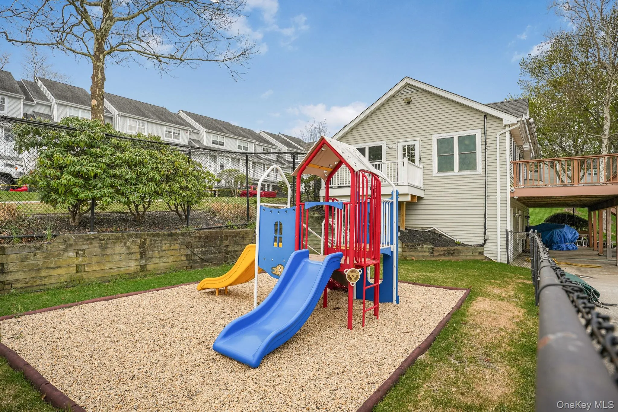113 Leeward Lane, Brookhaven, NY, 2 Bedrooms Bedrooms, 5 Rooms Rooms,2 BathroomsBathrooms,Residential Lease,For Rent,Leeward,0,996094 113 Leeward Lane, Brookhaven, NY, 2 Bedrooms Bedrooms, 5 Rooms Rooms,2 BathroomsBathrooms,Residential Lease,For Rent,Leeward,0,996094