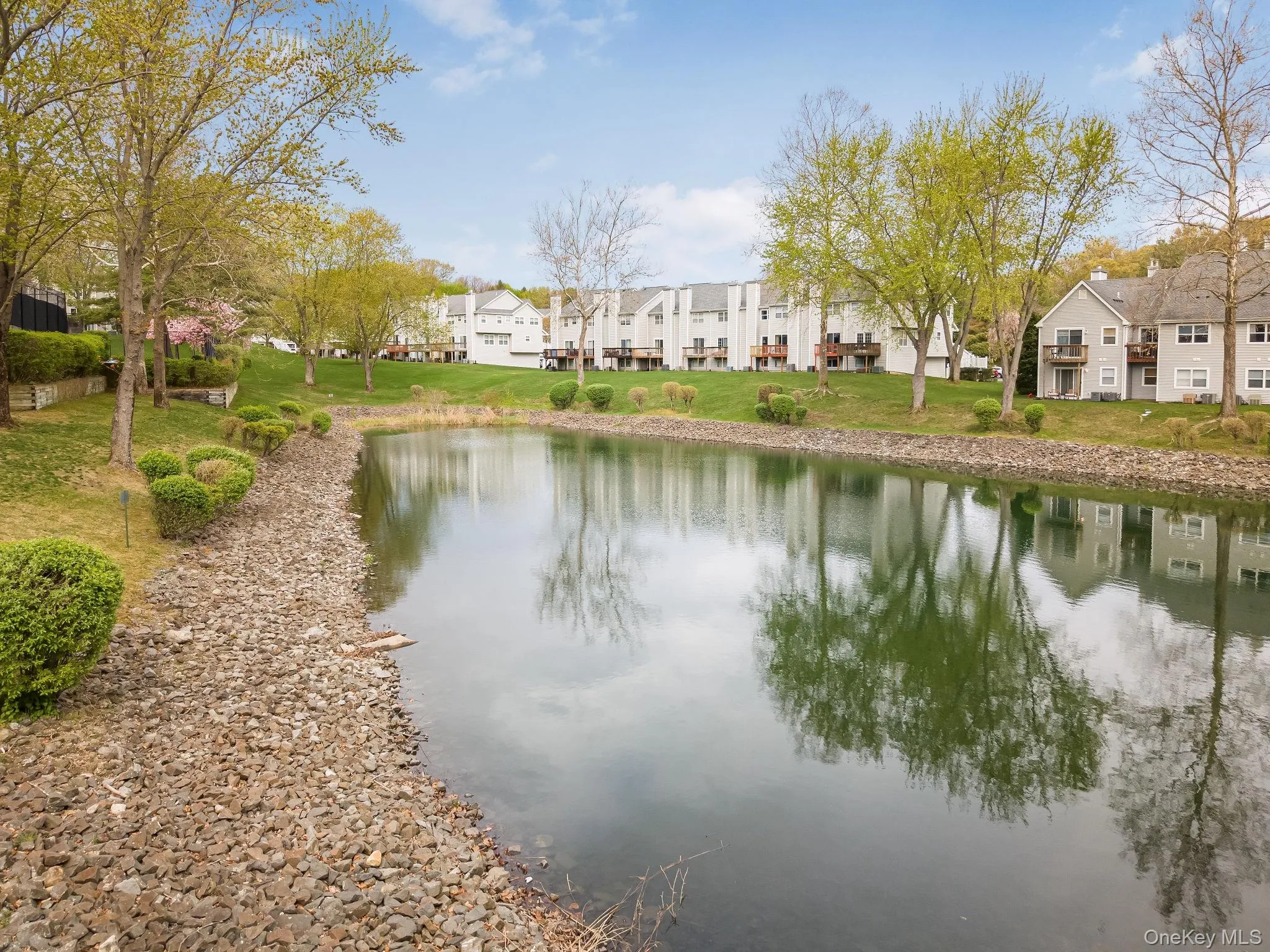 113 Leeward Lane, Brookhaven, NY, 2 Bedrooms Bedrooms, 5 Rooms Rooms,2 BathroomsBathrooms,Residential Lease,For Rent,Leeward,0,996094 113 Leeward Lane, Brookhaven, NY, 2 Bedrooms Bedrooms, 5 Rooms Rooms,2 BathroomsBathrooms,Residential Lease,For Rent,Leeward,0,996094