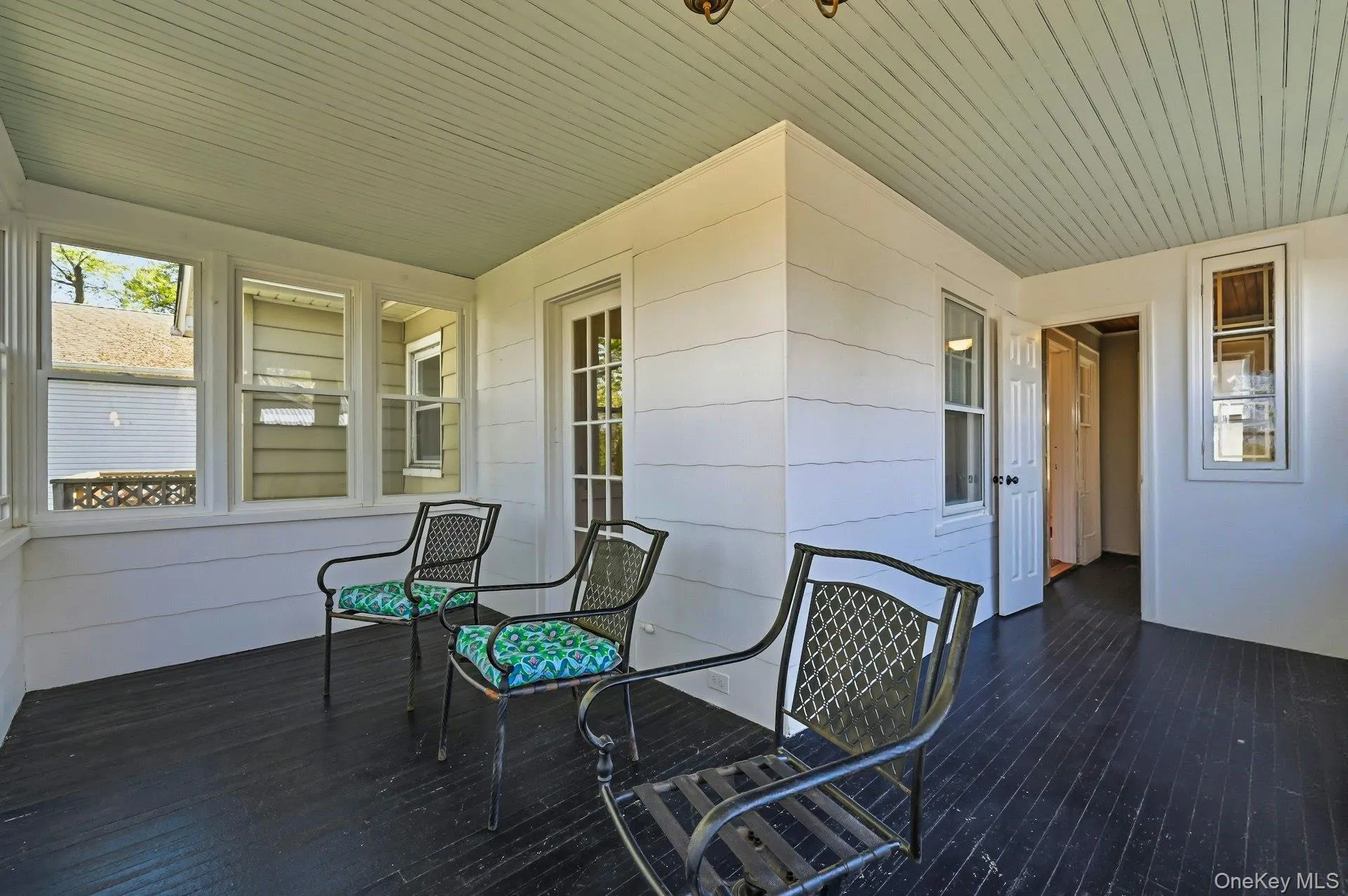171 Taft Crescent, Huntington, NY, 2 Bedrooms Bedrooms, 7 Rooms Rooms,1 BathroomBathrooms,Residential,For Rent,Taft,0,996095 171 Taft Crescent, Huntington, NY, 2 Bedrooms Bedrooms, 7 Rooms Rooms,1 BathroomBathrooms,Residential,For Rent,Taft,0,996095