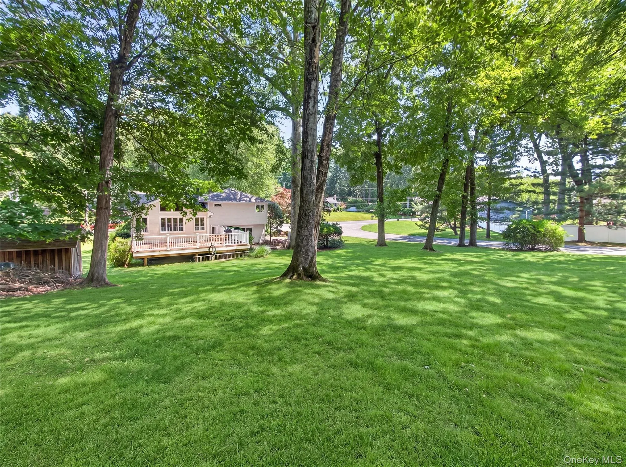 18 Mark Lane, Clarkstown, NY, 3 Bedrooms Bedrooms, 10 Rooms Rooms,2 BathroomsBathrooms,Residential,For Rent,Mark,0,996113 18 Mark Lane, Clarkstown, NY, 3 Bedrooms Bedrooms, 10 Rooms Rooms,2 BathroomsBathrooms,Residential,For Rent,Mark,0,996113