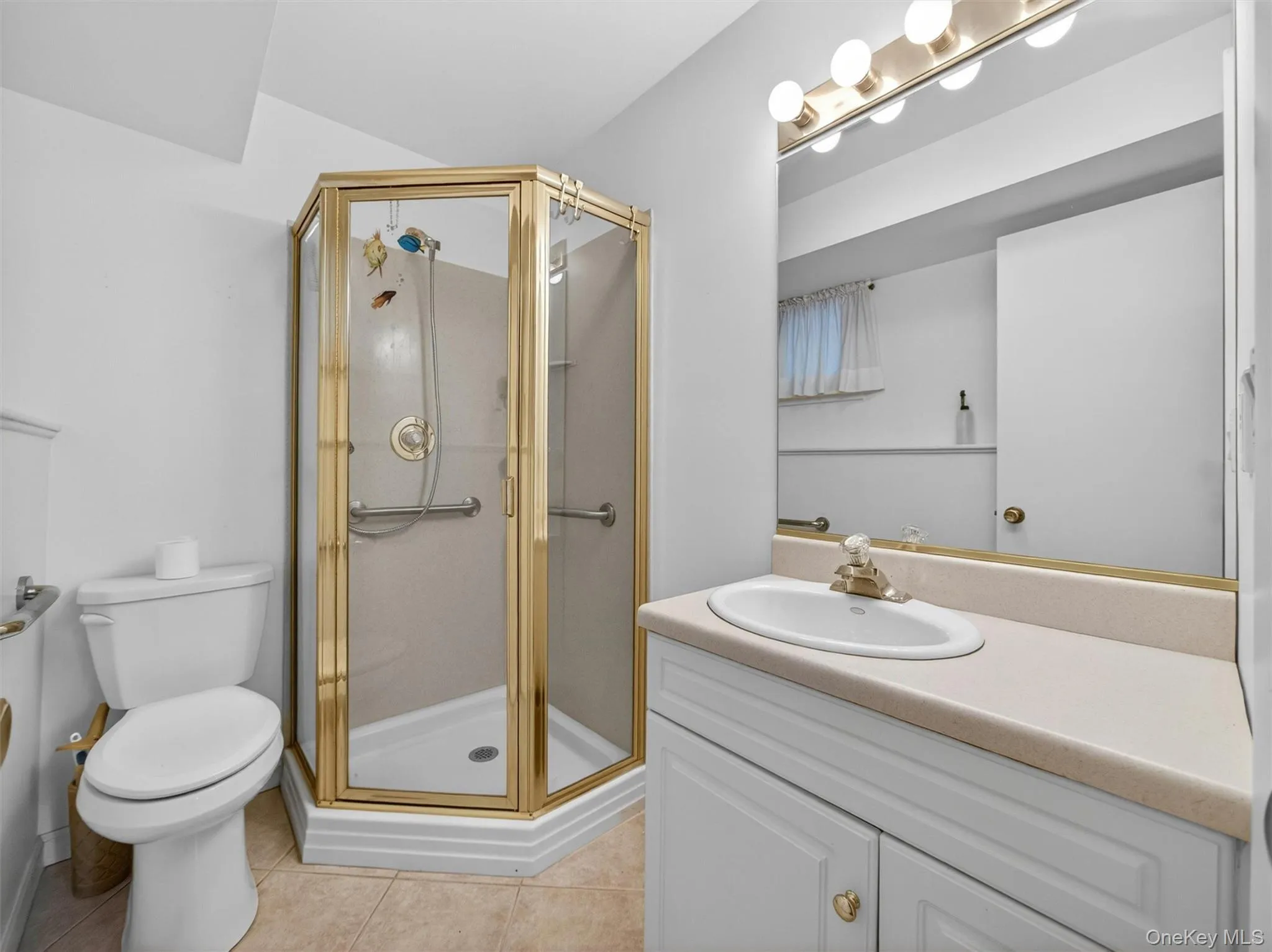 18 Mark Lane, Clarkstown, NY, 3 Bedrooms Bedrooms, 10 Rooms Rooms,2 BathroomsBathrooms,Residential,For Rent,Mark,0,996113 18 Mark Lane, Clarkstown, NY, 3 Bedrooms Bedrooms, 10 Rooms Rooms,2 BathroomsBathrooms,Residential,For Rent,Mark,0,996113
