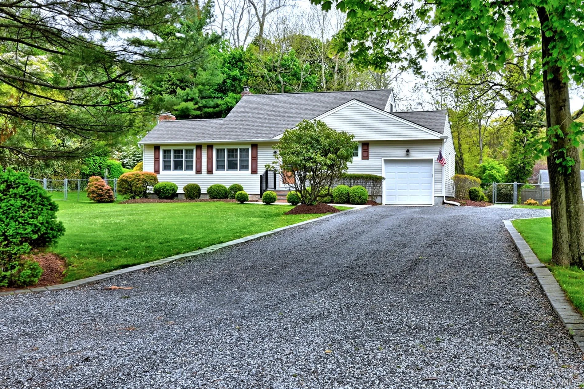 20 Valentine Road, Brookhaven, NY, 4 Bedrooms Bedrooms, 7 Rooms Rooms,1 BathroomBathrooms,Residential,For Rent,Valentine,0,996118 20 Valentine Road, Brookhaven, NY, 4 Bedrooms Bedrooms, 7 Rooms Rooms,1 BathroomBathrooms,Residential,For Rent,Valentine,0,996118