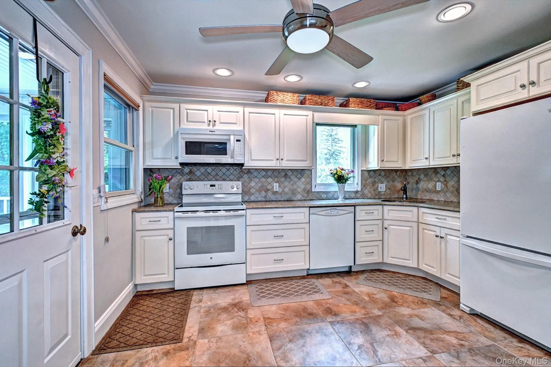 20 Valentine Road, Brookhaven, NY, 4 Bedrooms Bedrooms, 7 Rooms Rooms,1 BathroomBathrooms,Residential,For Rent,Valentine,0,996118 20 Valentine Road, Brookhaven, NY, 4 Bedrooms Bedrooms, 7 Rooms Rooms,1 BathroomBathrooms,Residential,For Rent,Valentine,0,996118