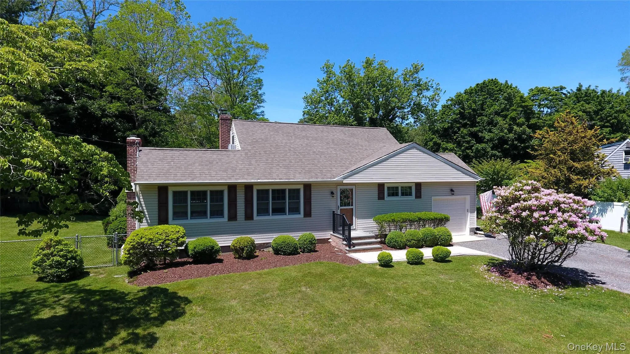 20 Valentine Road, Brookhaven, NY, 4 Bedrooms Bedrooms, 7 Rooms Rooms,1 BathroomBathrooms,Residential,For Rent,Valentine,0,996118 20 Valentine Road, Brookhaven, NY, 4 Bedrooms Bedrooms, 7 Rooms Rooms,1 BathroomBathrooms,Residential,For Rent,Valentine,0,996118