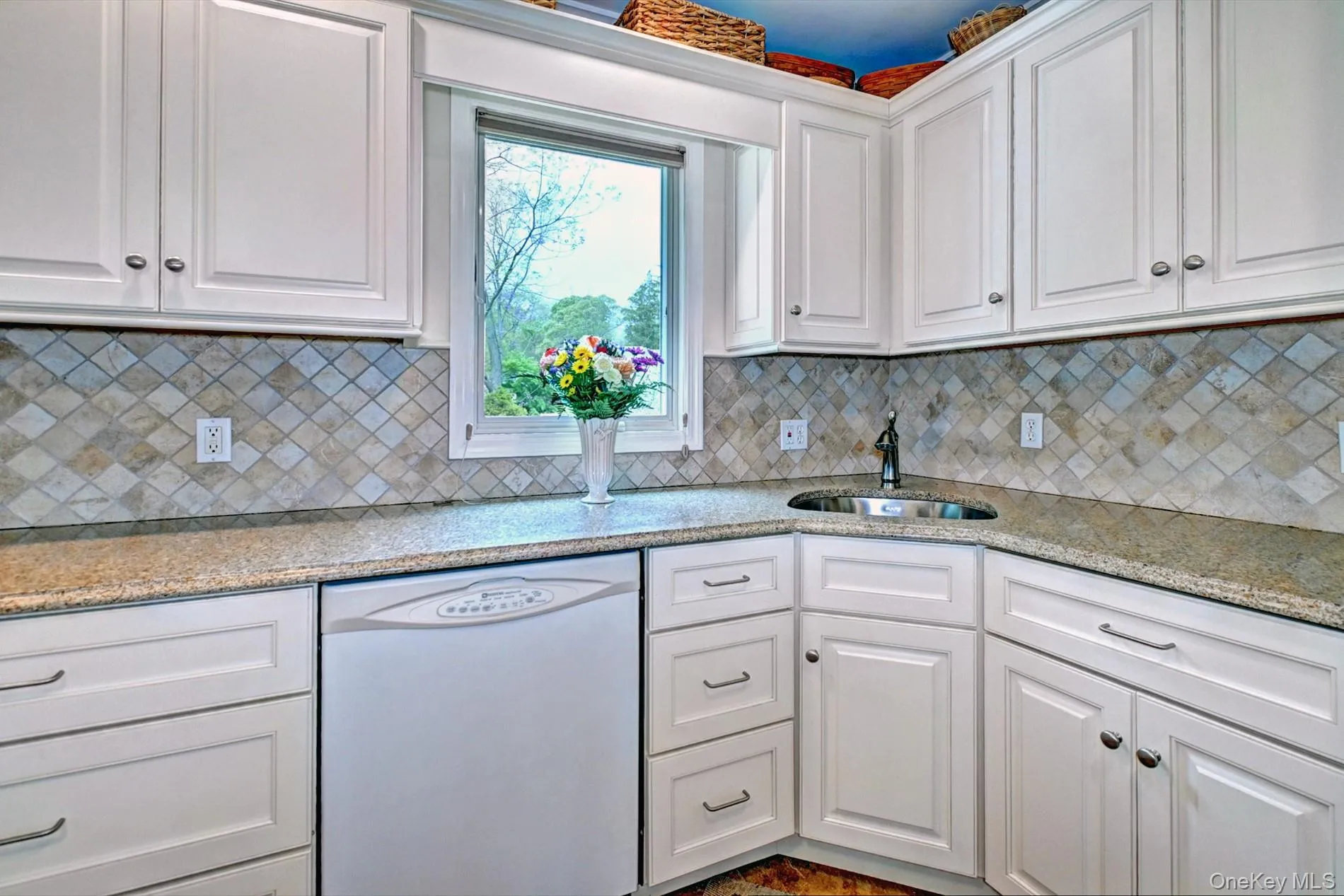 20 Valentine Road, Brookhaven, NY, 4 Bedrooms Bedrooms, 7 Rooms Rooms,1 BathroomBathrooms,Residential,For Rent,Valentine,0,996118 20 Valentine Road, Brookhaven, NY, 4 Bedrooms Bedrooms, 7 Rooms Rooms,1 BathroomBathrooms,Residential,For Rent,Valentine,0,996118