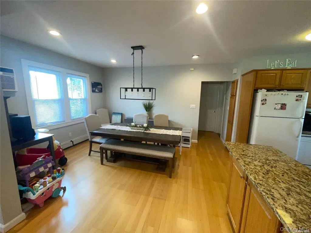 56 State Street, Hempstead, NY, 2 Bedrooms Bedrooms, 4 Rooms Rooms,1 BathroomBathrooms,Residential Lease,For Rent,State,0,996122 56 State Street, Hempstead, NY, 2 Bedrooms Bedrooms, 4 Rooms Rooms,1 BathroomBathrooms,Residential Lease,For Rent,State,0,996122