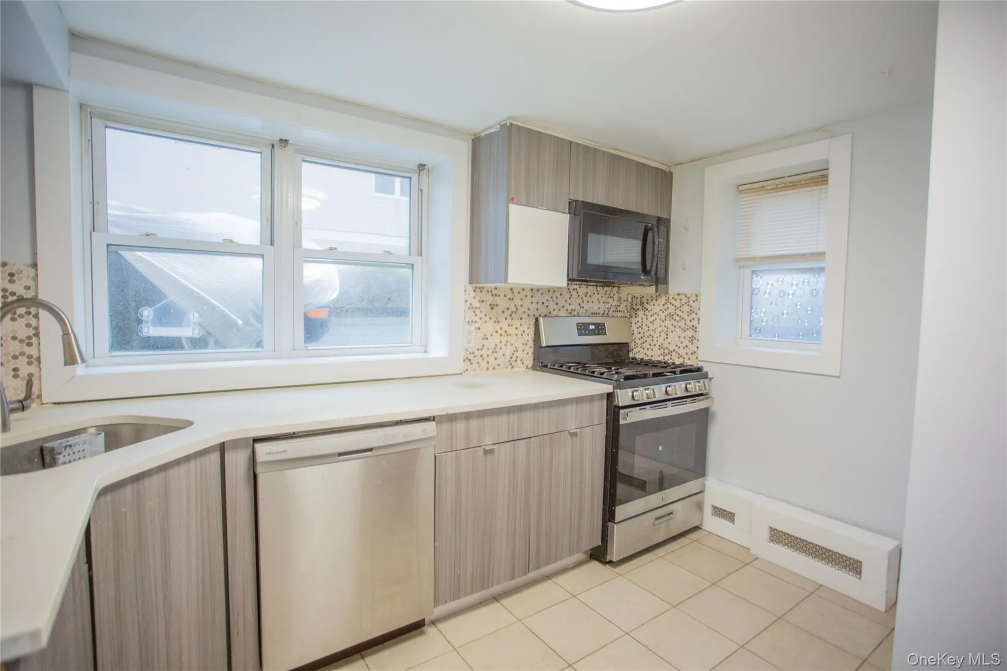251 Broadway, Long Beach, NY, 1 Bedroom Bedrooms, 3 Rooms Rooms,1 BathroomBathrooms,Residential Lease,For Rent,Broadway,0,996136 251 Broadway, Long Beach, NY, 1 Bedroom Bedrooms, 3 Rooms Rooms,1 BathroomBathrooms,Residential Lease,For Rent,Broadway,0,996136
