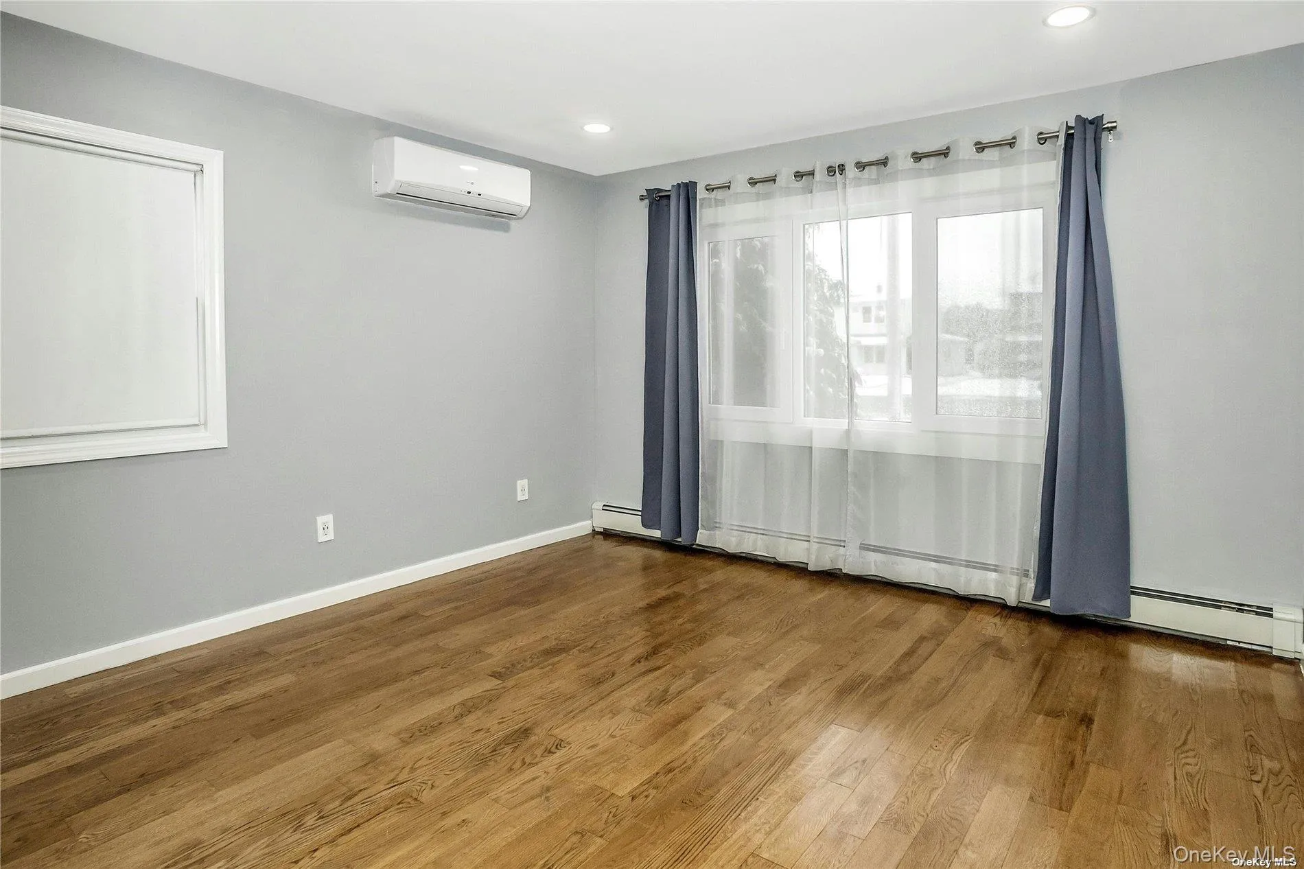 865 Grand Boulevard, Hempstead, NY, 4 Bedrooms Bedrooms, 6 Rooms Rooms,2 BathroomsBathrooms,Residential Lease,For Rent,Grand,0,996141 865 Grand Boulevard, Hempstead, NY, 4 Bedrooms Bedrooms, 6 Rooms Rooms,2 BathroomsBathrooms,Residential Lease,For Rent,Grand,0,996141