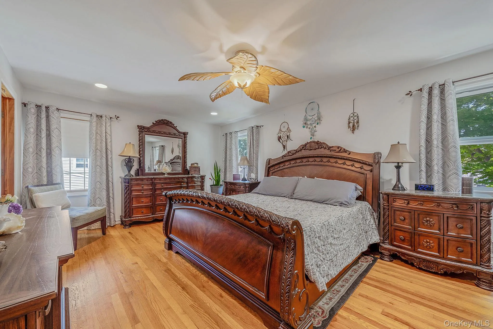 111 Chapel Hill Drive, Islip, NY, 4 Bedrooms Bedrooms, 9 Rooms Rooms,3 BathroomsBathrooms,Residential,For Rent,Chapel Hill,0,996148 111 Chapel Hill Drive, Islip, NY, 4 Bedrooms Bedrooms, 9 Rooms Rooms,3 BathroomsBathrooms,Residential,For Rent,Chapel Hill,0,996148