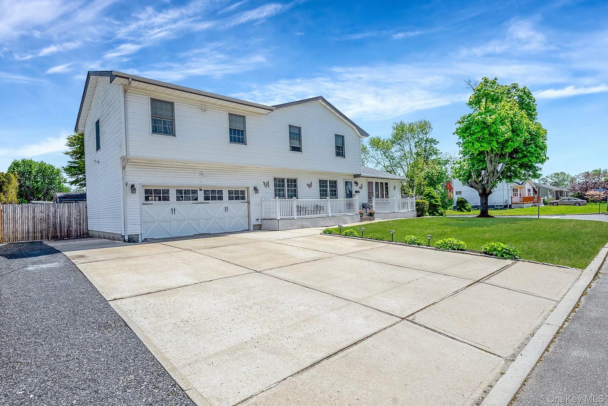 111 Chapel Hill Drive, Islip, NY, 4 Bedrooms Bedrooms, 9 Rooms Rooms,3 BathroomsBathrooms,Residential,For Rent,Chapel Hill,0,996148 111 Chapel Hill Drive, Islip, NY, 4 Bedrooms Bedrooms, 9 Rooms Rooms,3 BathroomsBathrooms,Residential,For Rent,Chapel Hill,0,996148