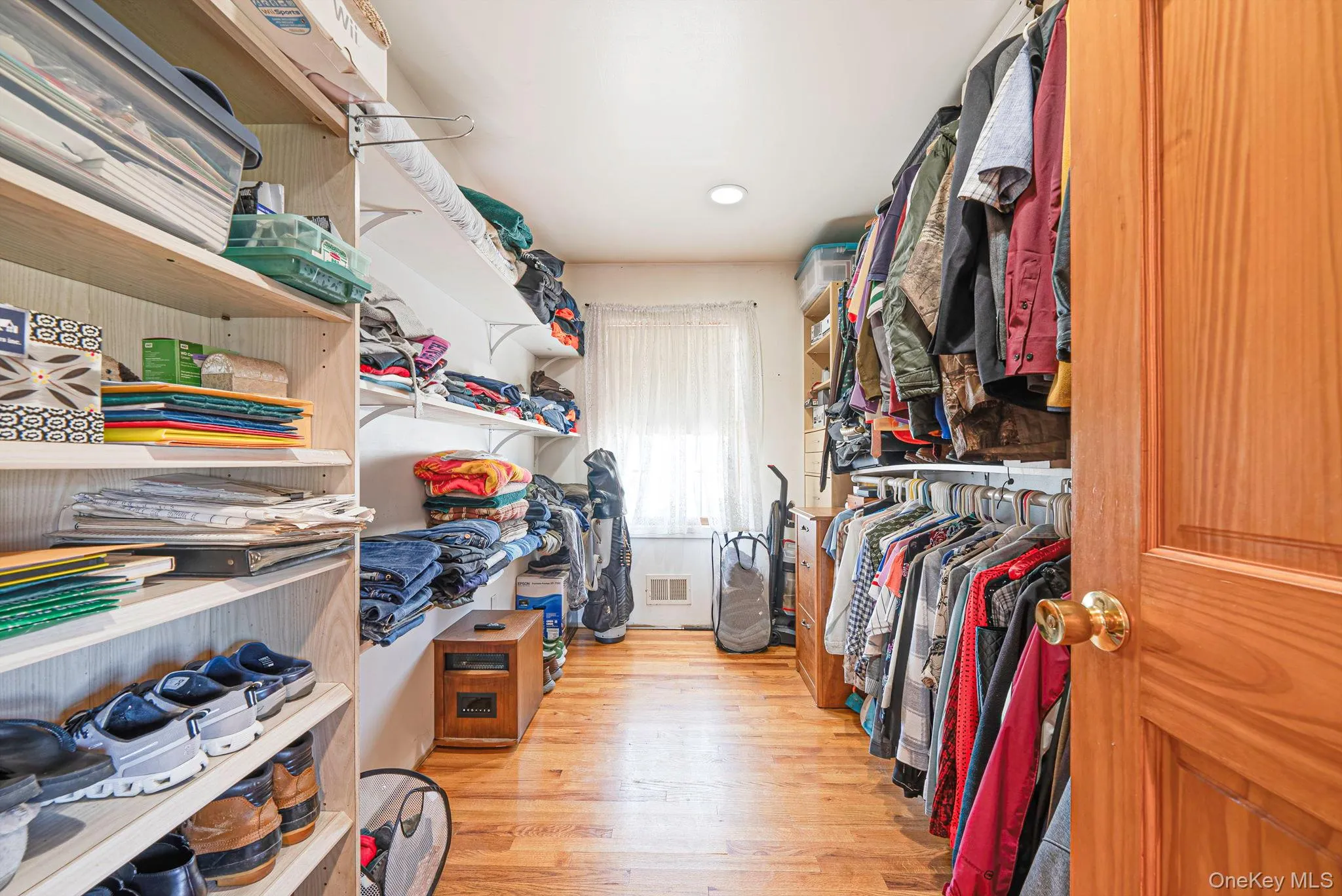 111 Chapel Hill Drive, Islip, NY, 4 Bedrooms Bedrooms, 9 Rooms Rooms,3 BathroomsBathrooms,Residential,For Rent,Chapel Hill,0,996148 111 Chapel Hill Drive, Islip, NY, 4 Bedrooms Bedrooms, 9 Rooms Rooms,3 BathroomsBathrooms,Residential,For Rent,Chapel Hill,0,996148