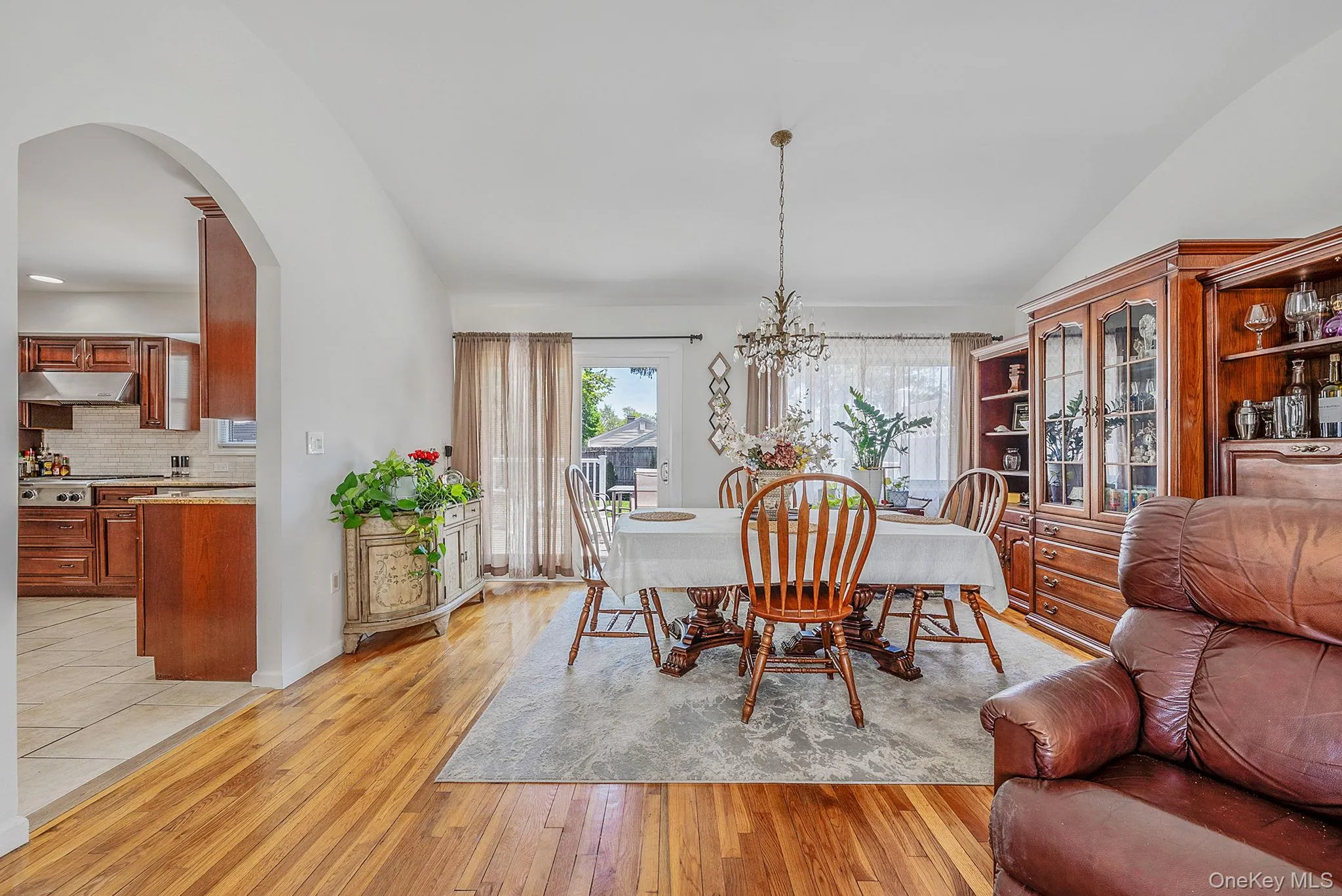 111 Chapel Hill Drive, Islip, NY, 4 Bedrooms Bedrooms, 9 Rooms Rooms,3 BathroomsBathrooms,Residential,For Rent,Chapel Hill,0,996148 111 Chapel Hill Drive, Islip, NY, 4 Bedrooms Bedrooms, 9 Rooms Rooms,3 BathroomsBathrooms,Residential,For Rent,Chapel Hill,0,996148