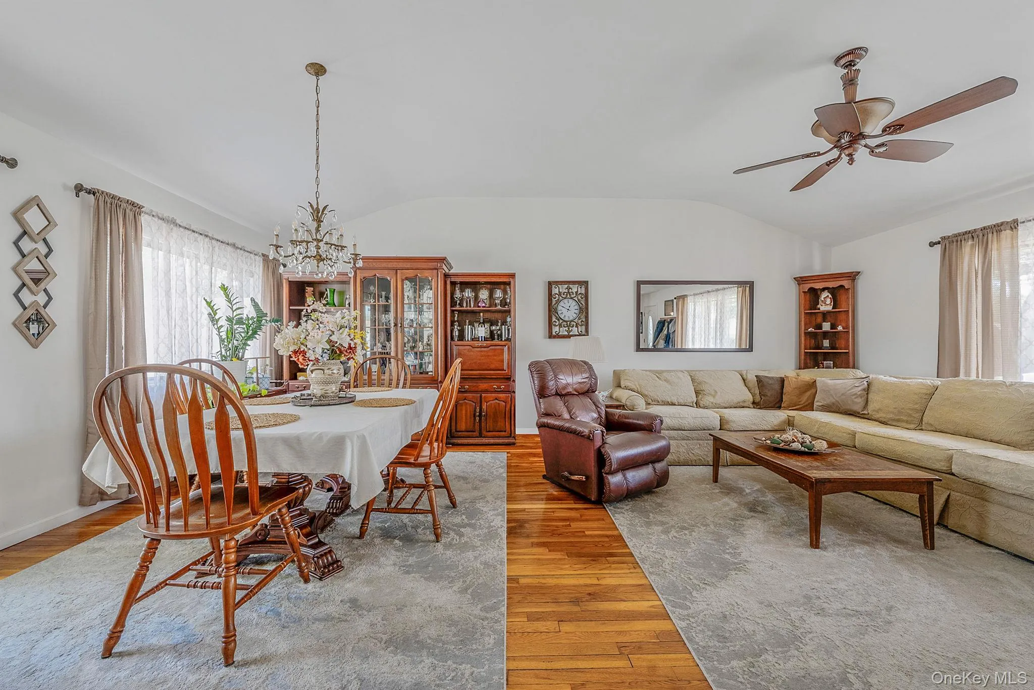 111 Chapel Hill Drive, Islip, NY, 4 Bedrooms Bedrooms, 9 Rooms Rooms,3 BathroomsBathrooms,Residential,For Rent,Chapel Hill,0,996148 111 Chapel Hill Drive, Islip, NY, 4 Bedrooms Bedrooms, 9 Rooms Rooms,3 BathroomsBathrooms,Residential,For Rent,Chapel Hill,0,996148