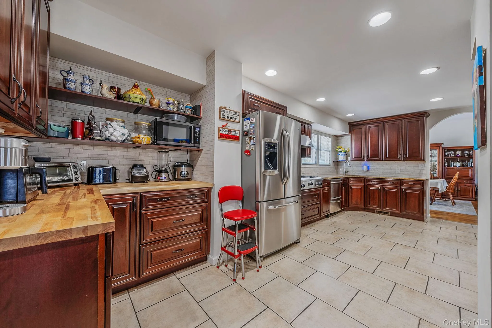 111 Chapel Hill Drive, Islip, NY, 4 Bedrooms Bedrooms, 9 Rooms Rooms,3 BathroomsBathrooms,Residential,For Rent,Chapel Hill,0,996148 111 Chapel Hill Drive, Islip, NY, 4 Bedrooms Bedrooms, 9 Rooms Rooms,3 BathroomsBathrooms,Residential,For Rent,Chapel Hill,0,996148