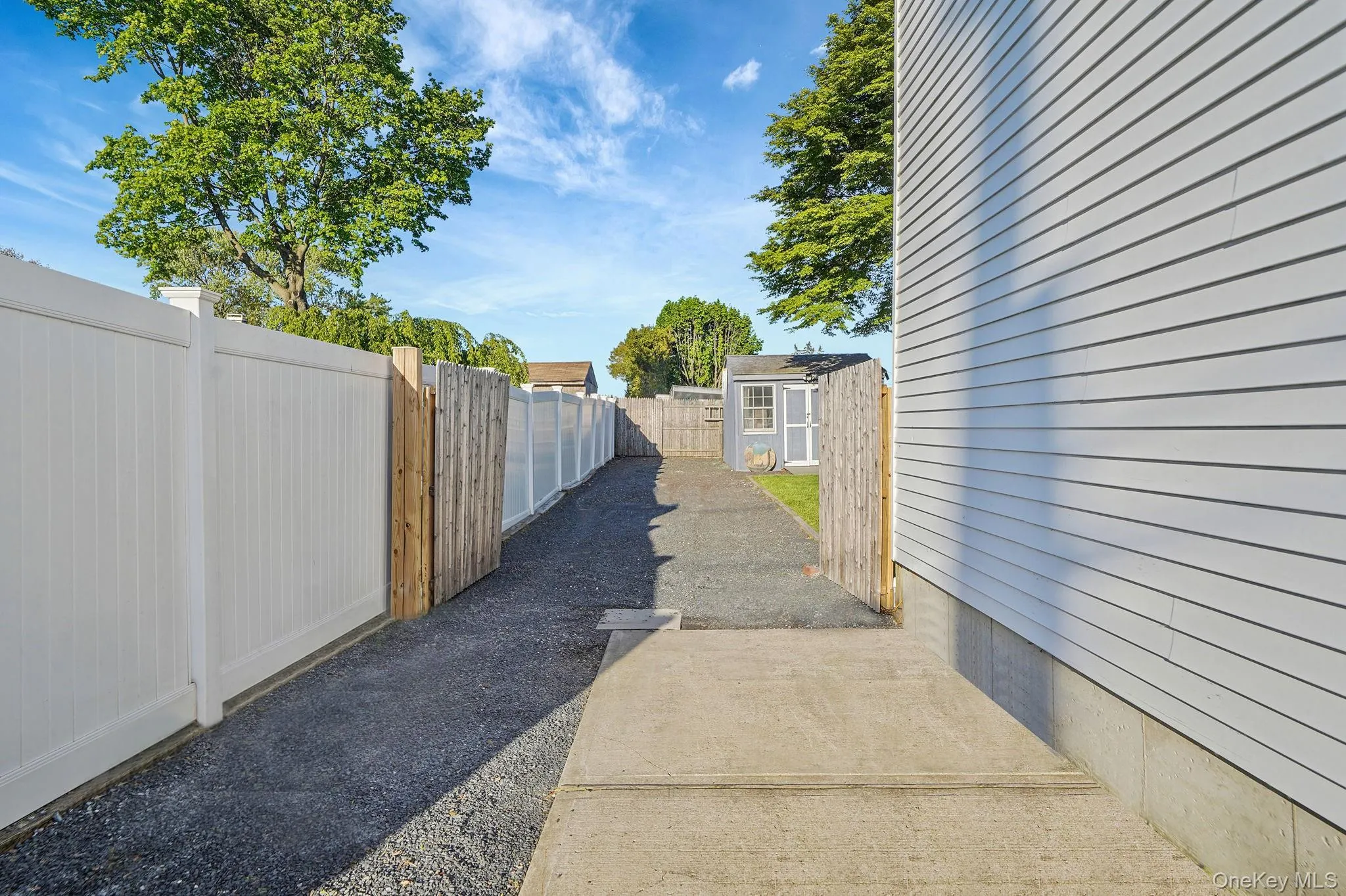 111 Chapel Hill Drive, Islip, NY, 4 Bedrooms Bedrooms, 9 Rooms Rooms,3 BathroomsBathrooms,Residential,For Rent,Chapel Hill,0,996148 111 Chapel Hill Drive, Islip, NY, 4 Bedrooms Bedrooms, 9 Rooms Rooms,3 BathroomsBathrooms,Residential,For Rent,Chapel Hill,0,996148