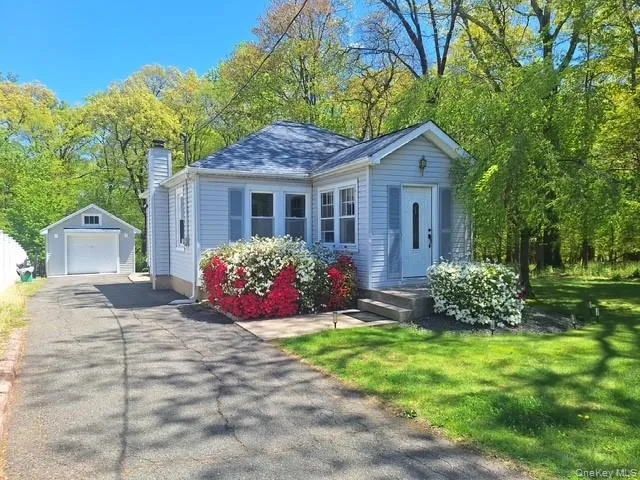 101 Gatto Lane, Orangetown, NY, 2 Bedrooms Bedrooms, 5 Rooms Rooms,1 BathroomBathrooms,Residential Lease,For Rent,Gatto,0,996166 101 Gatto Lane, Orangetown, NY, 2 Bedrooms Bedrooms, 5 Rooms Rooms,1 BathroomBathrooms,Residential Lease,For Rent,Gatto,0,996166