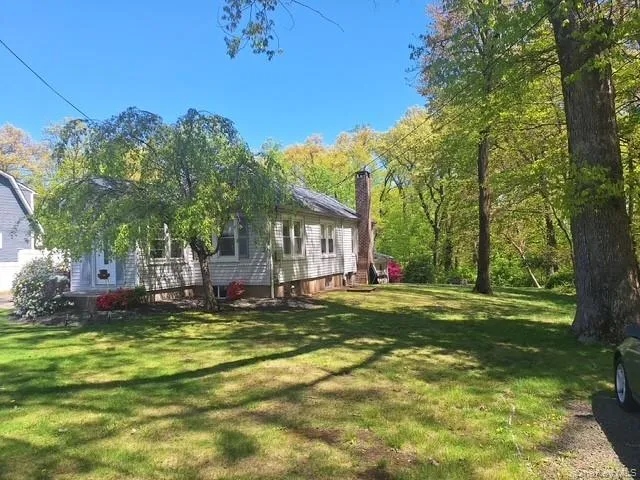 101 Gatto Lane, Orangetown, NY, 2 Bedrooms Bedrooms, 5 Rooms Rooms,1 BathroomBathrooms,Residential Lease,For Rent,Gatto,0,996166 101 Gatto Lane, Orangetown, NY, 2 Bedrooms Bedrooms, 5 Rooms Rooms,1 BathroomBathrooms,Residential Lease,For Rent,Gatto,0,996166