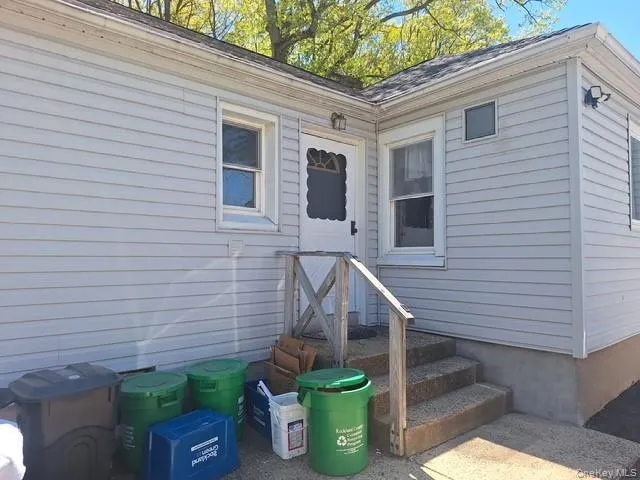 101 Gatto Lane, Orangetown, NY, 2 Bedrooms Bedrooms, 5 Rooms Rooms,1 BathroomBathrooms,Residential Lease,For Rent,Gatto,0,996166 101 Gatto Lane, Orangetown, NY, 2 Bedrooms Bedrooms, 5 Rooms Rooms,1 BathroomBathrooms,Residential Lease,For Rent,Gatto,0,996166