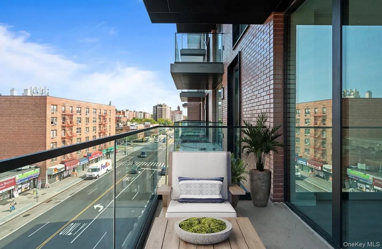 8811 179th Place, New York, NY, 1 Bedroom Bedrooms, 4 Rooms Rooms,1 BathroomBathrooms,Residential Lease,For Rent,179th,0,996183 8811 179th Place, New York, NY, 1 Bedroom Bedrooms, 4 Rooms Rooms,1 BathroomBathrooms,Residential Lease,For Rent,179th,0,996183