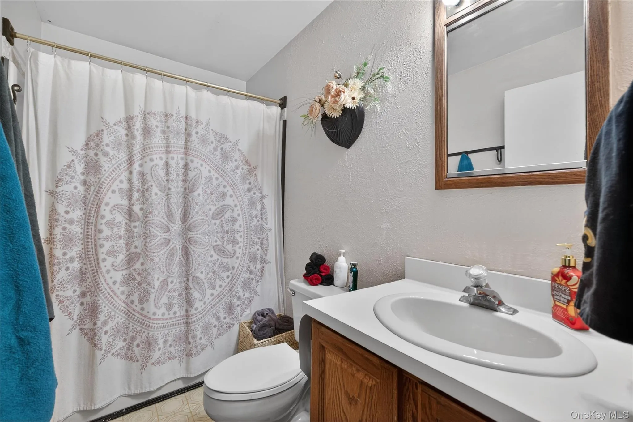 60 Long Lane, Shawangunk, NY, 5 Bedrooms Bedrooms, 12 Rooms Rooms,2 BathroomsBathrooms,Residential,For Rent,Long,0,996189 60 Long Lane, Shawangunk, NY, 5 Bedrooms Bedrooms, 12 Rooms Rooms,2 BathroomsBathrooms,Residential,For Rent,Long,0,996189