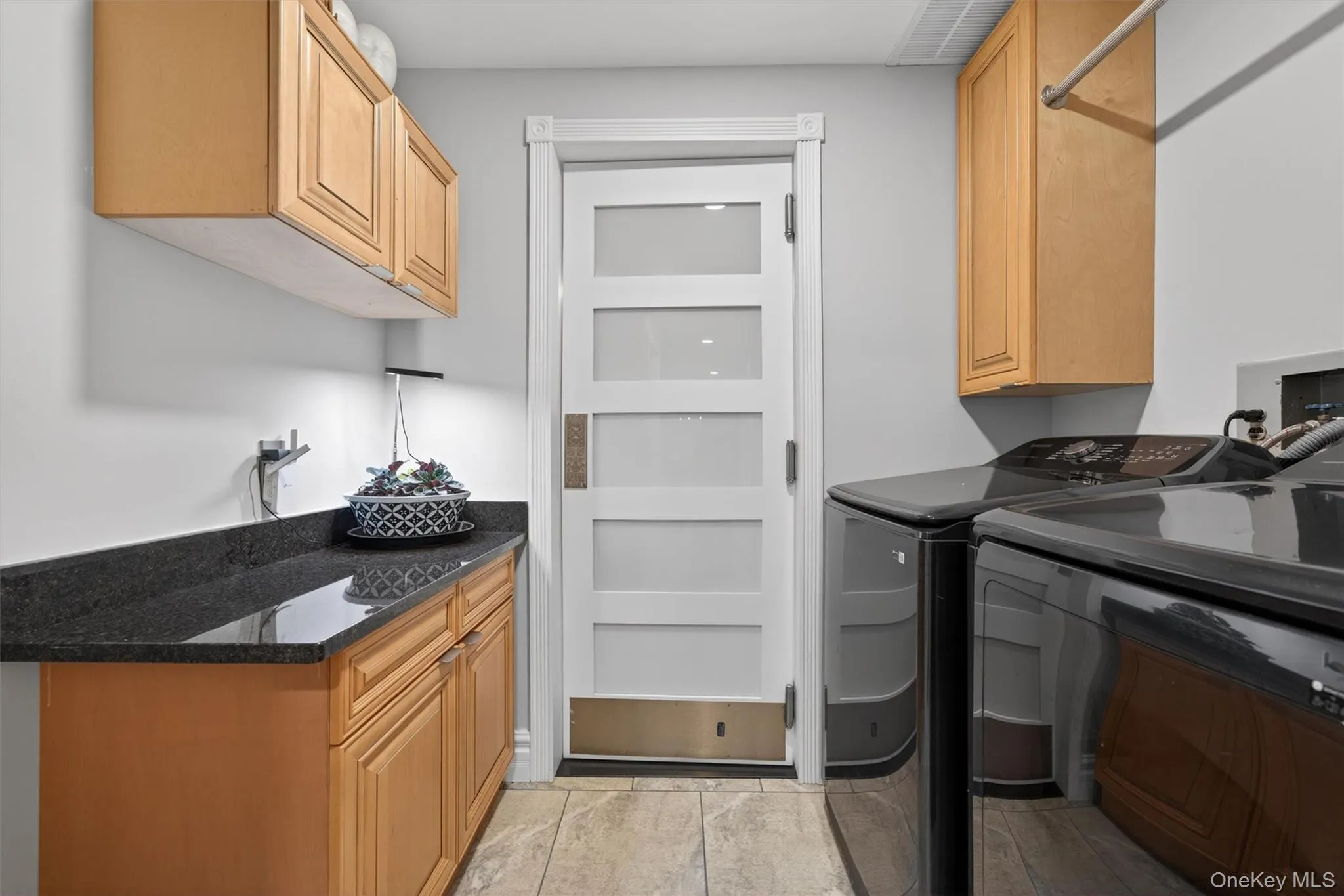 60 Long Lane, Shawangunk, NY, 5 Bedrooms Bedrooms, 12 Rooms Rooms,2 BathroomsBathrooms,Residential,For Rent,Long,0,996189 60 Long Lane, Shawangunk, NY, 5 Bedrooms Bedrooms, 12 Rooms Rooms,2 BathroomsBathrooms,Residential,For Rent,Long,0,996189