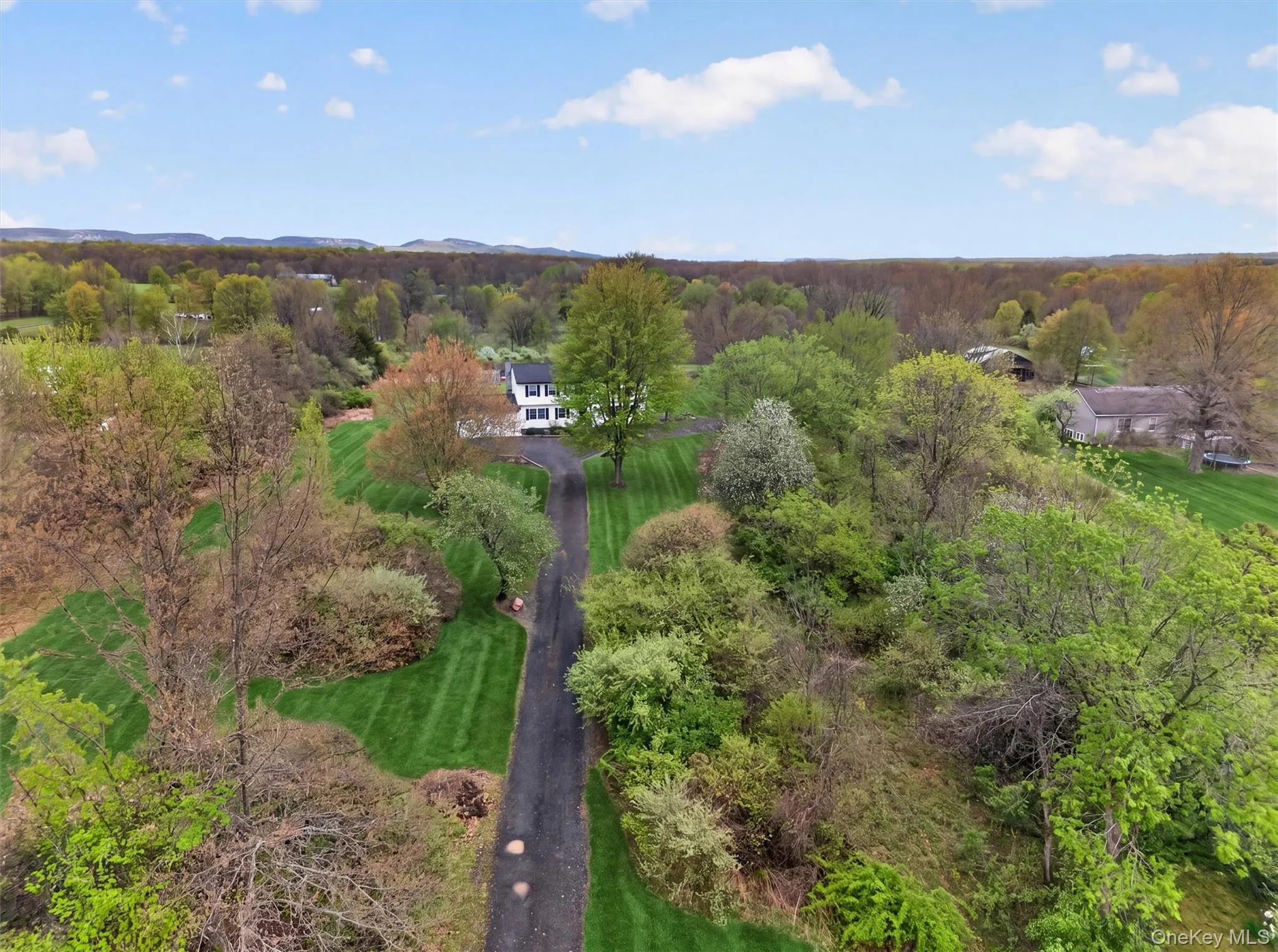 60 Long Lane, Shawangunk, NY, 5 Bedrooms Bedrooms, 12 Rooms Rooms,2 BathroomsBathrooms,Residential,For Rent,Long,0,996189 60 Long Lane, Shawangunk, NY, 5 Bedrooms Bedrooms, 12 Rooms Rooms,2 BathroomsBathrooms,Residential,For Rent,Long,0,996189