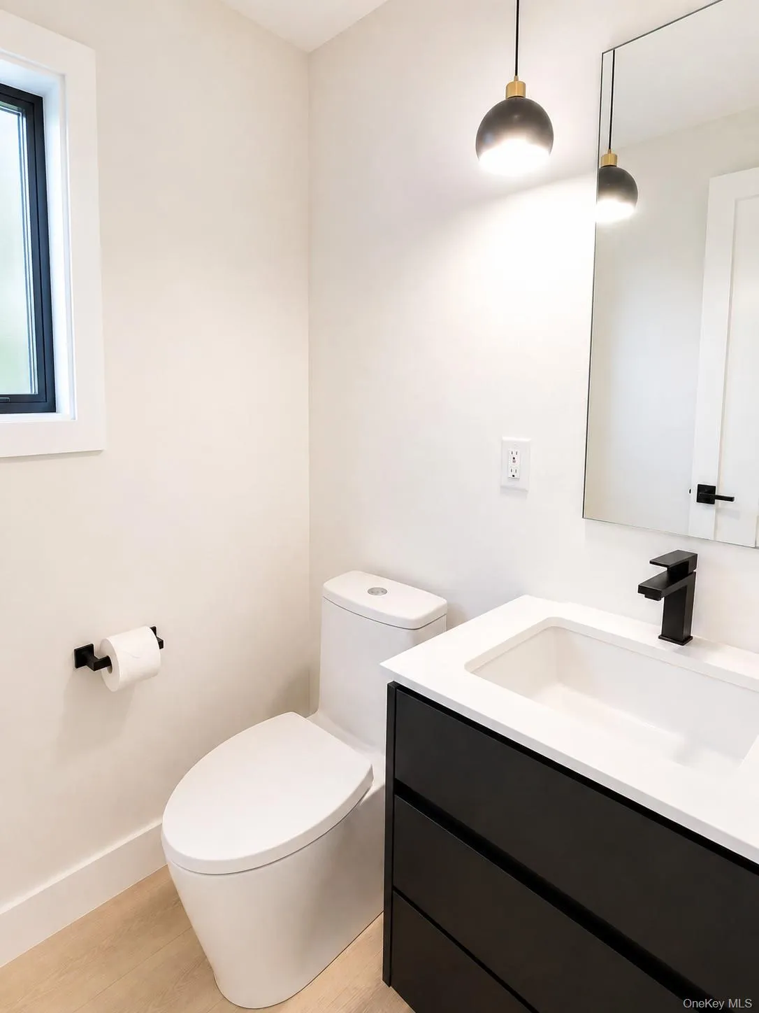 124 Nelson Avenue, Harrison, NY, 5 Bedrooms Bedrooms, 10 Rooms Rooms,4 BathroomsBathrooms,Residential Lease,For Rent,Nelson,0,996198 124 Nelson Avenue, Harrison, NY, 5 Bedrooms Bedrooms, 10 Rooms Rooms,4 BathroomsBathrooms,Residential Lease,For Rent,Nelson,0,996198