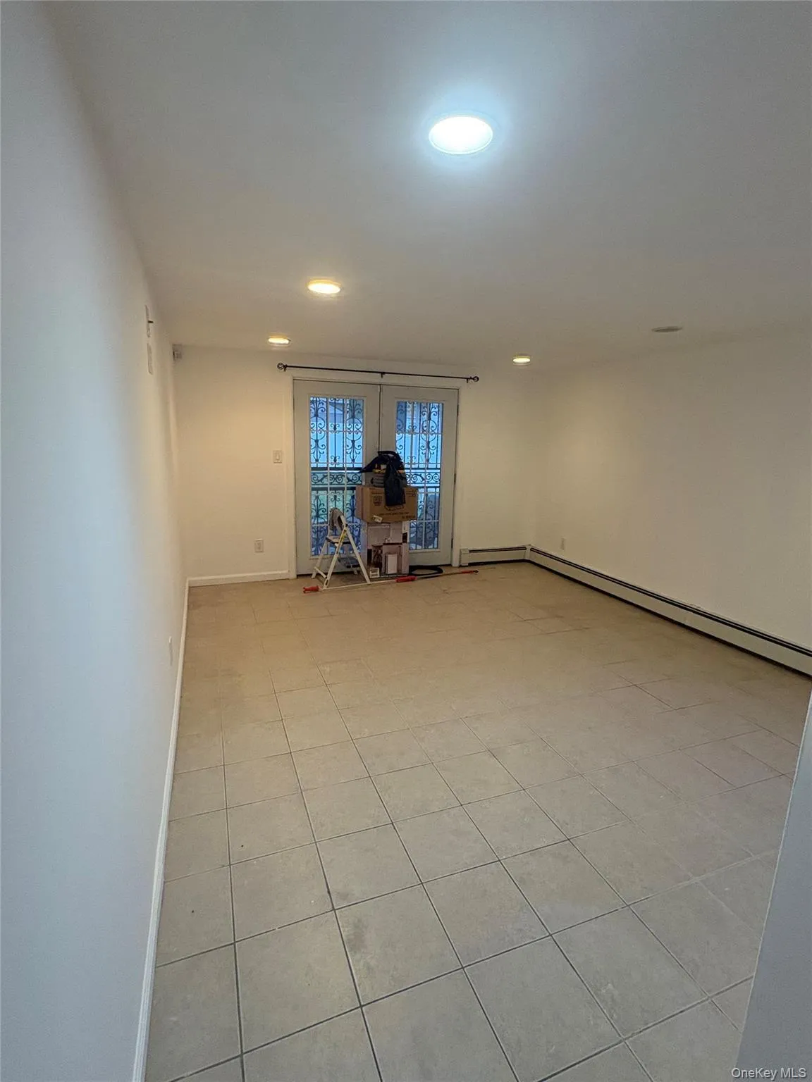 225 Marshall Street, Hempstead, NY, 1 Bedroom Bedrooms, 3 Rooms Rooms,1 BathroomBathrooms,Residential Lease,For Rent,Marshall,0,996225 225 Marshall Street, Hempstead, NY, 1 Bedroom Bedrooms, 3 Rooms Rooms,1 BathroomBathrooms,Residential Lease,For Rent,Marshall,0,996225