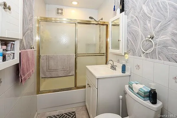 56 Haven Lane, Hempstead, NY, 5 Bedrooms Bedrooms, 8 Rooms Rooms,2 BathroomsBathrooms,Residential,For Rent,Haven,0,996232 56 Haven Lane, Hempstead, NY, 5 Bedrooms Bedrooms, 8 Rooms Rooms,2 BathroomsBathrooms,Residential,For Rent,Haven,0,996232