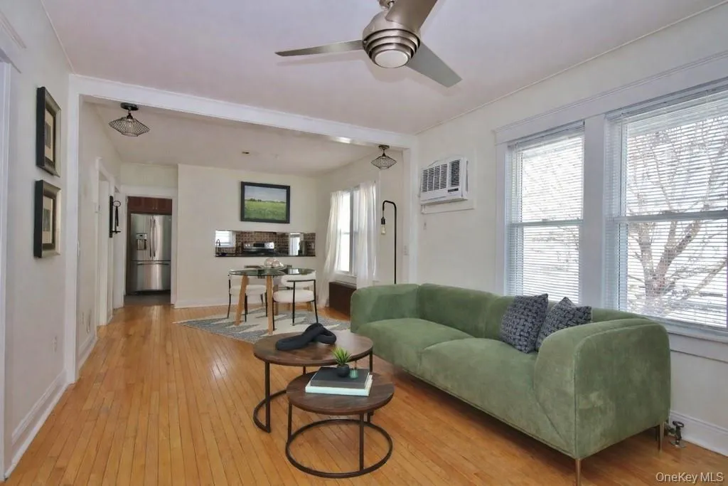 122 Washington Avenue, Beacon, NY, 2 Bedrooms Bedrooms, 8 Rooms Rooms,1 BathroomBathrooms,Residential Lease,For Rent,Washington,0,996239 122 Washington Avenue, Beacon, NY, 2 Bedrooms Bedrooms, 8 Rooms Rooms,1 BathroomBathrooms,Residential Lease,For Rent,Washington,0,996239