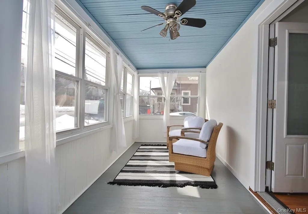 122 Washington Avenue, Beacon, NY, 2 Bedrooms Bedrooms, 8 Rooms Rooms,1 BathroomBathrooms,Residential Lease,For Rent,Washington,0,996239 122 Washington Avenue, Beacon, NY, 2 Bedrooms Bedrooms, 8 Rooms Rooms,1 BathroomBathrooms,Residential Lease,For Rent,Washington,0,996239